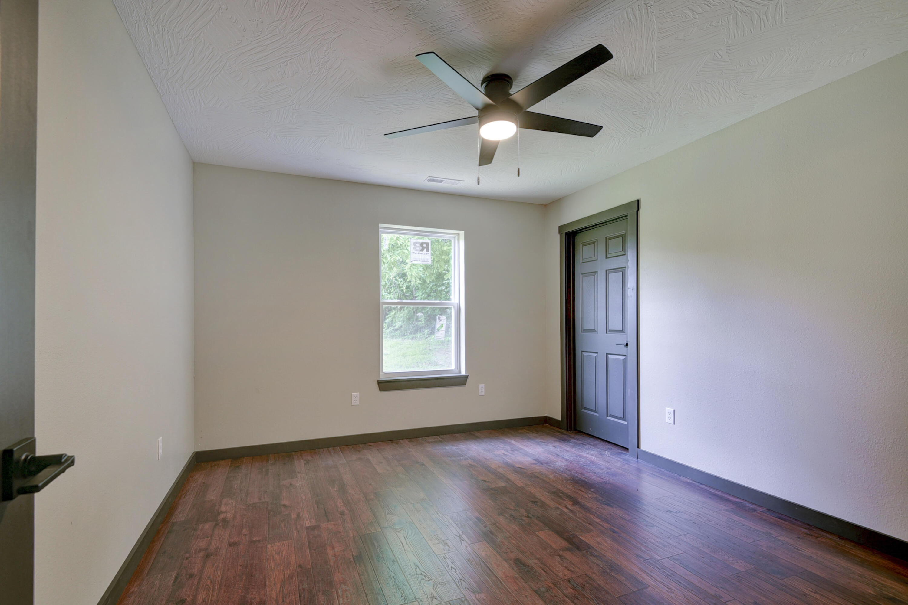 606 Old Exeter Road Property Photo 15