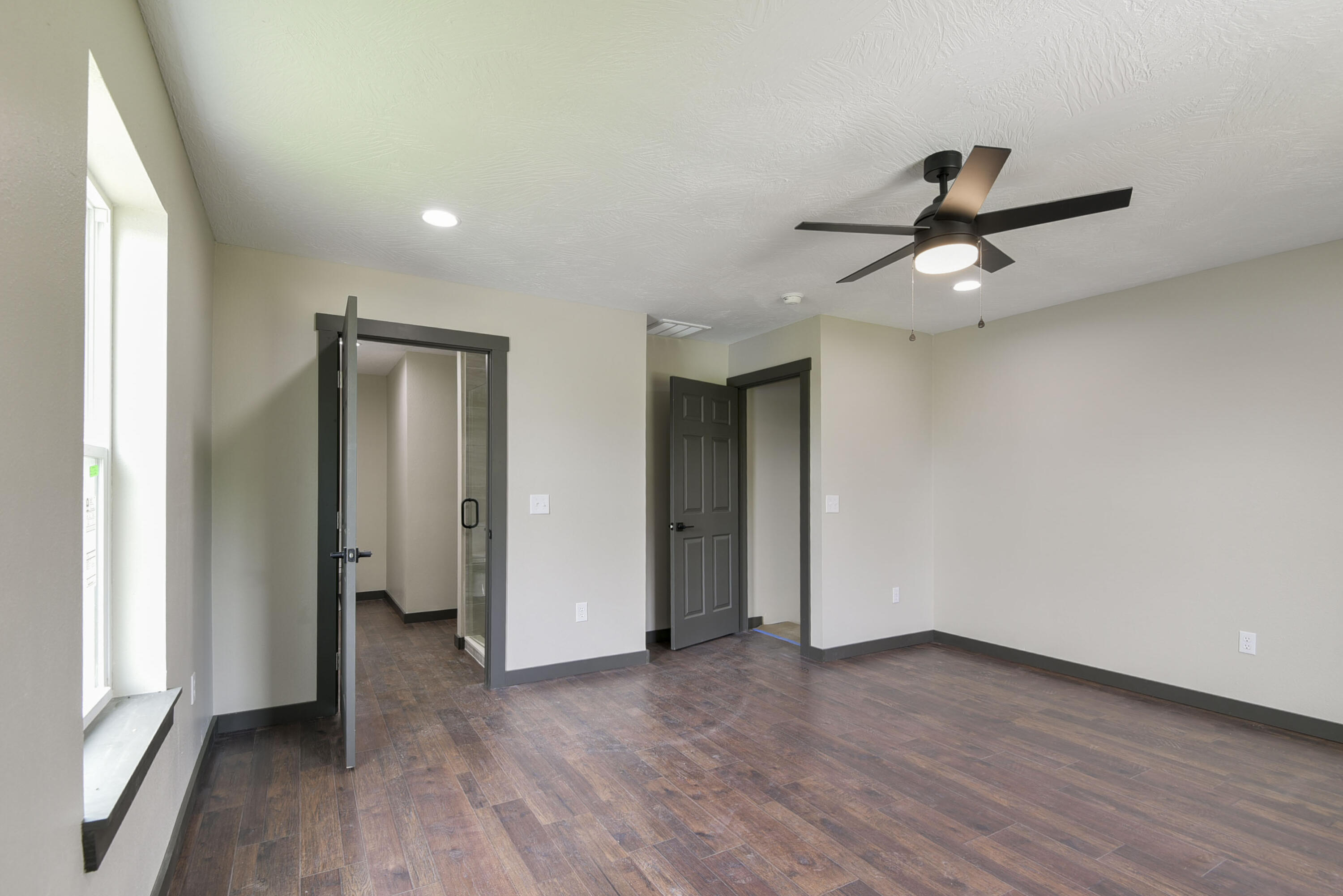 606 Old Exeter Road Property Photo 20