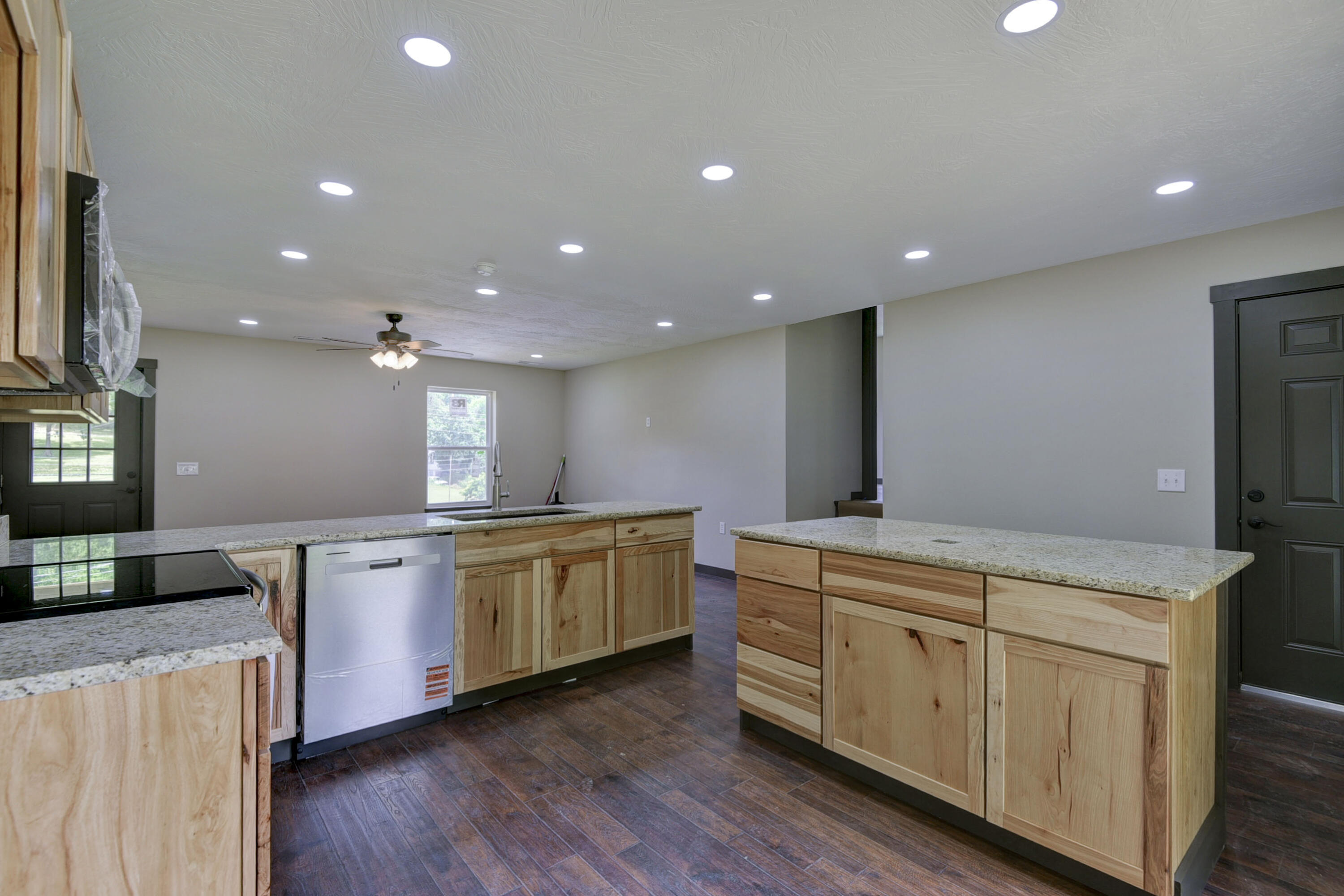 606 Old Exeter Road Property Photo 24