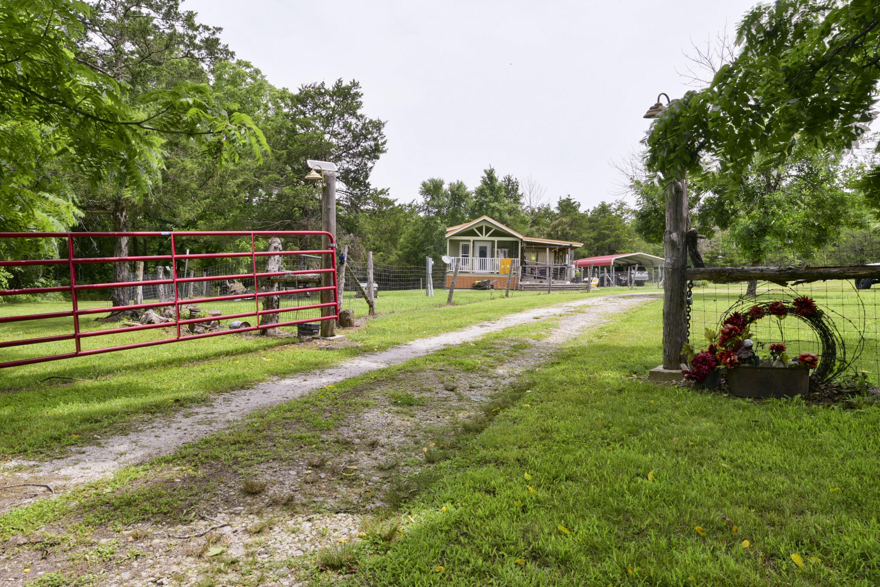 25086 State Highway M Property Photo 1