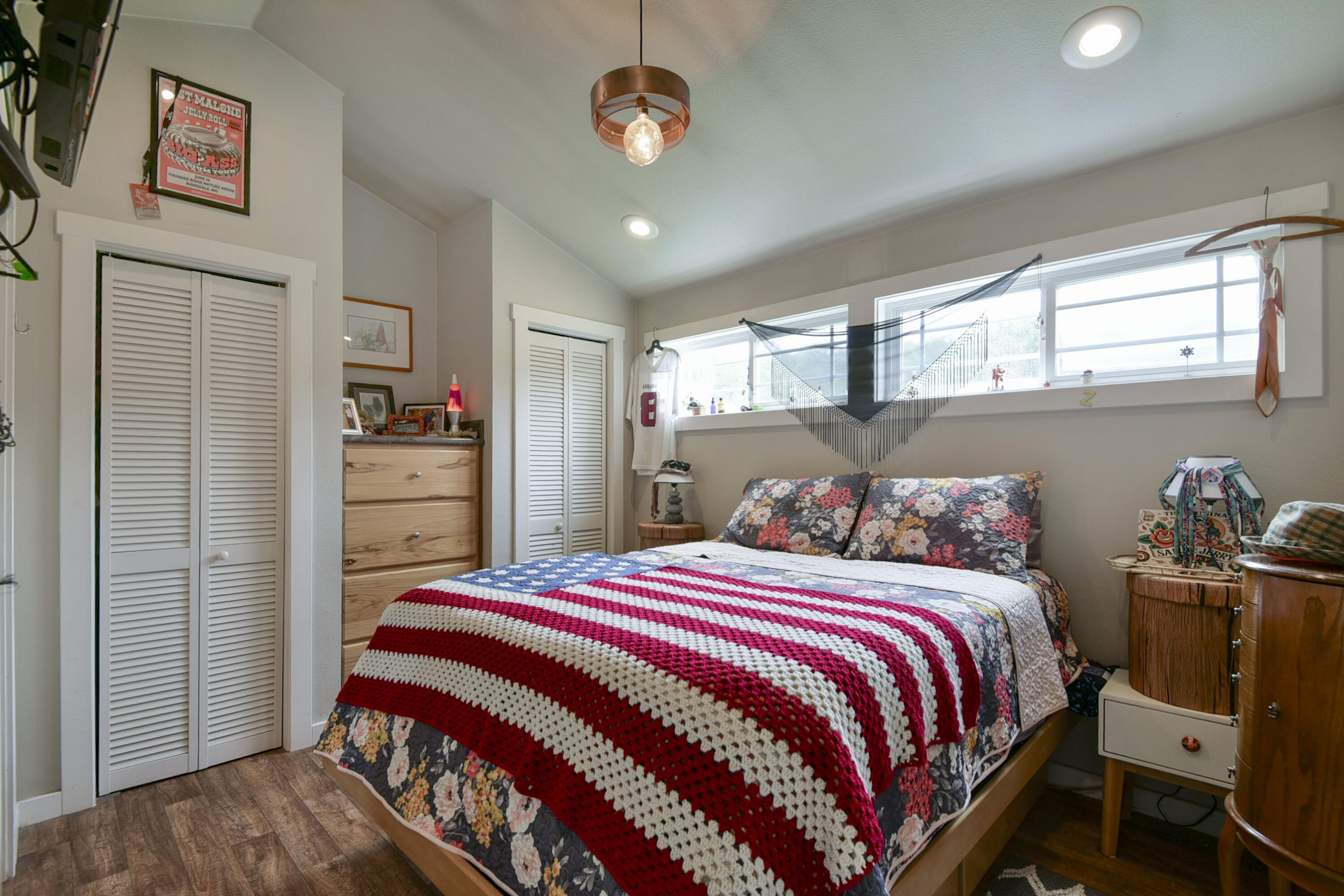 25086 State Highway M Property Photo 25