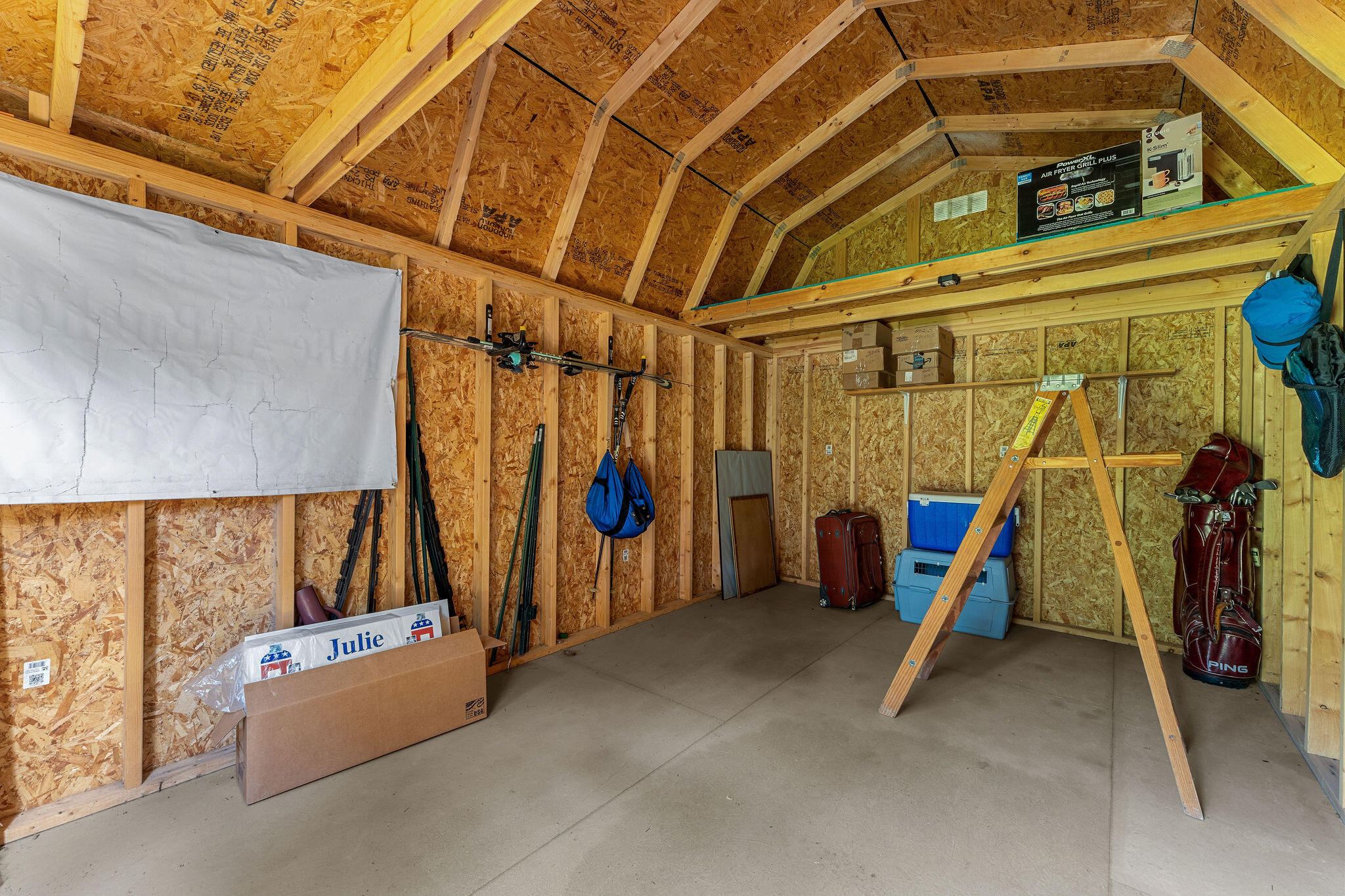 450 Hobart Drive Property Photo 31