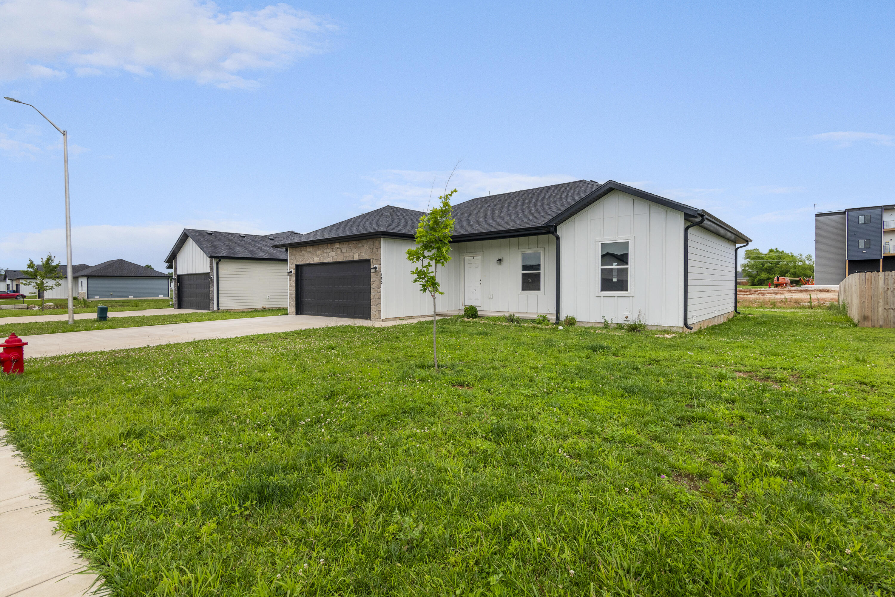 155 West Bluegrass Street Property Photo 3
