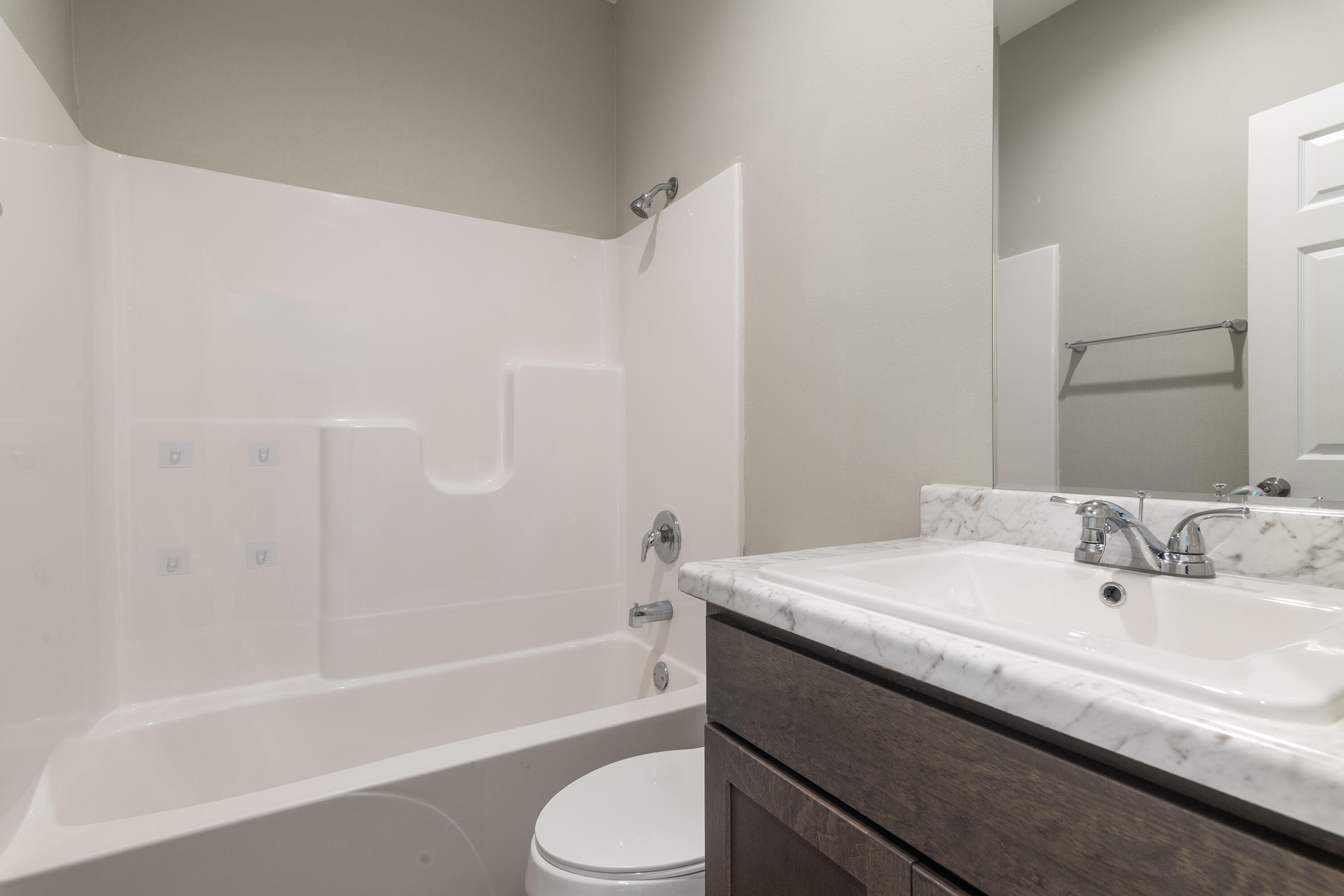 155 West Bluegrass Street Property Photo 17