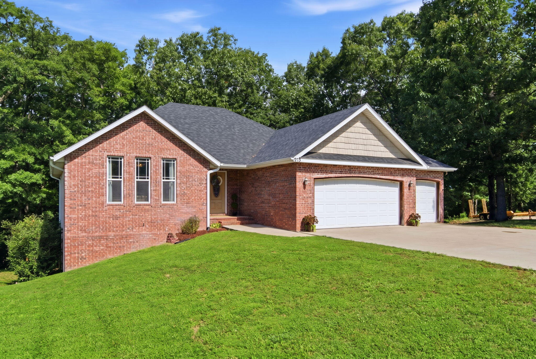 875 Emory Creek Boulevard Property Photo 4