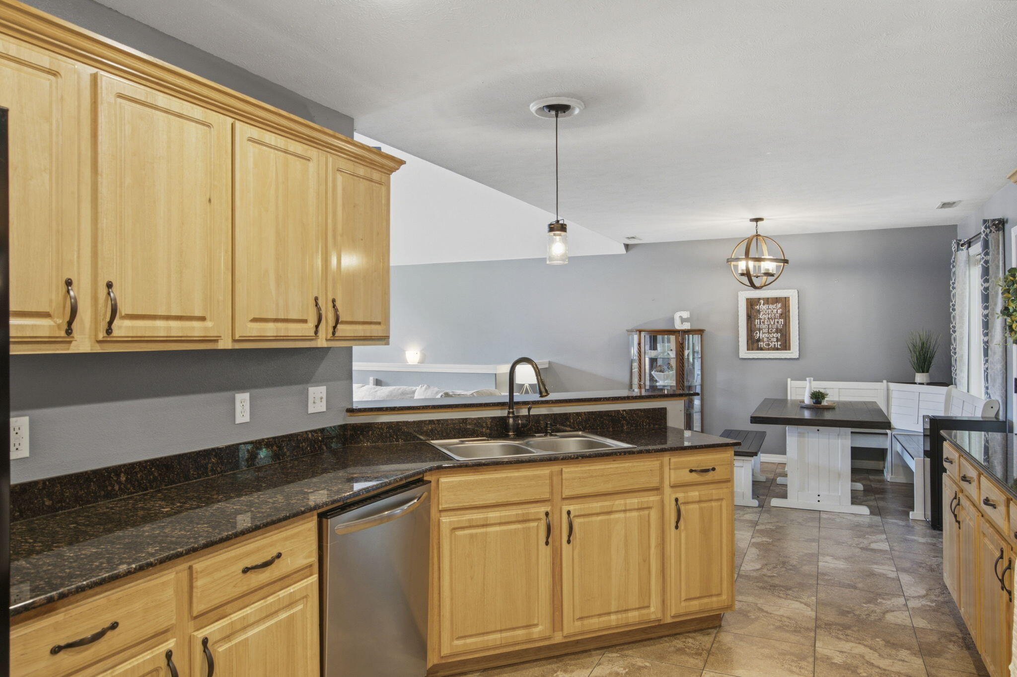 875 Emory Creek Boulevard Property Photo 12
