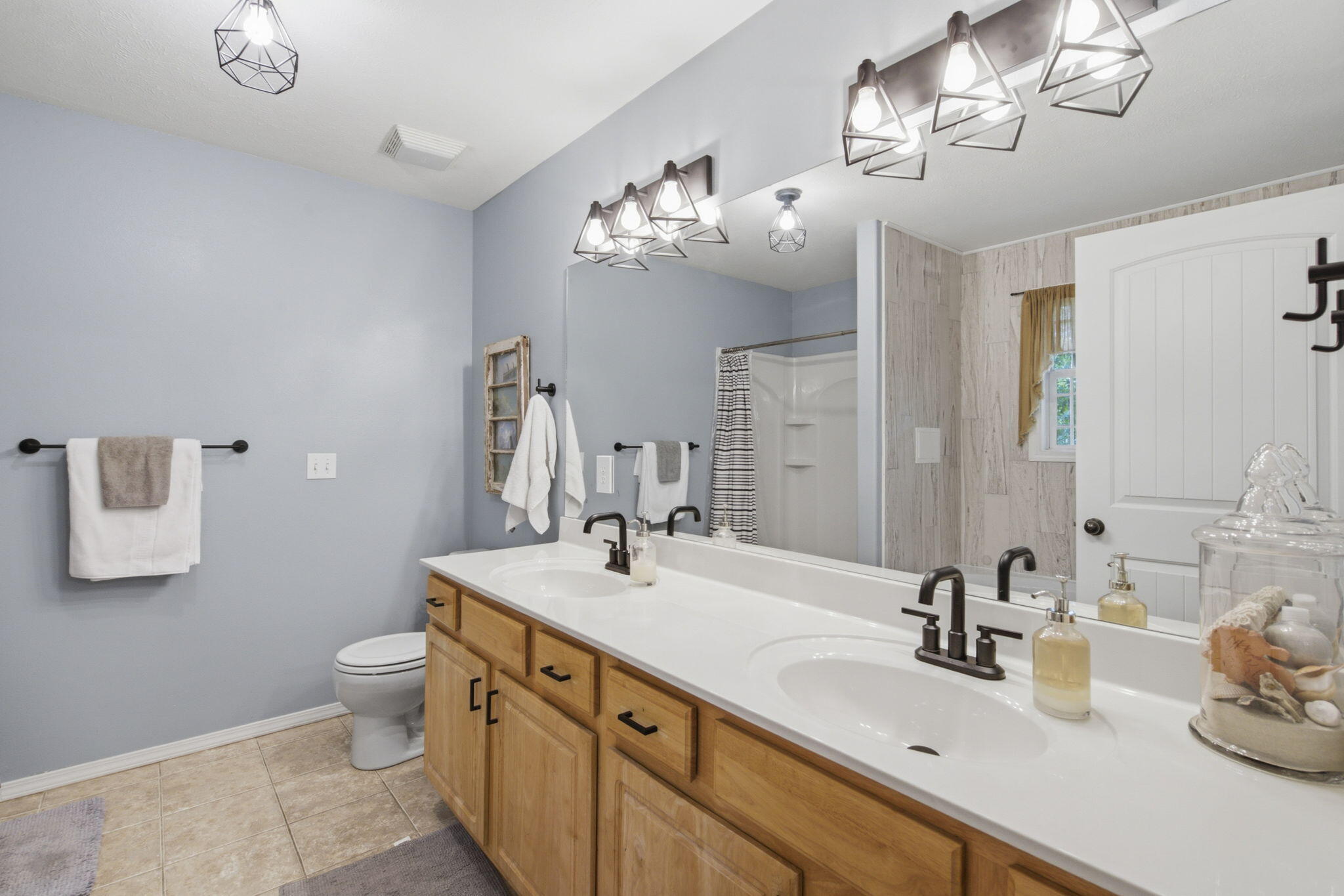 875 Emory Creek Boulevard Property Photo 14