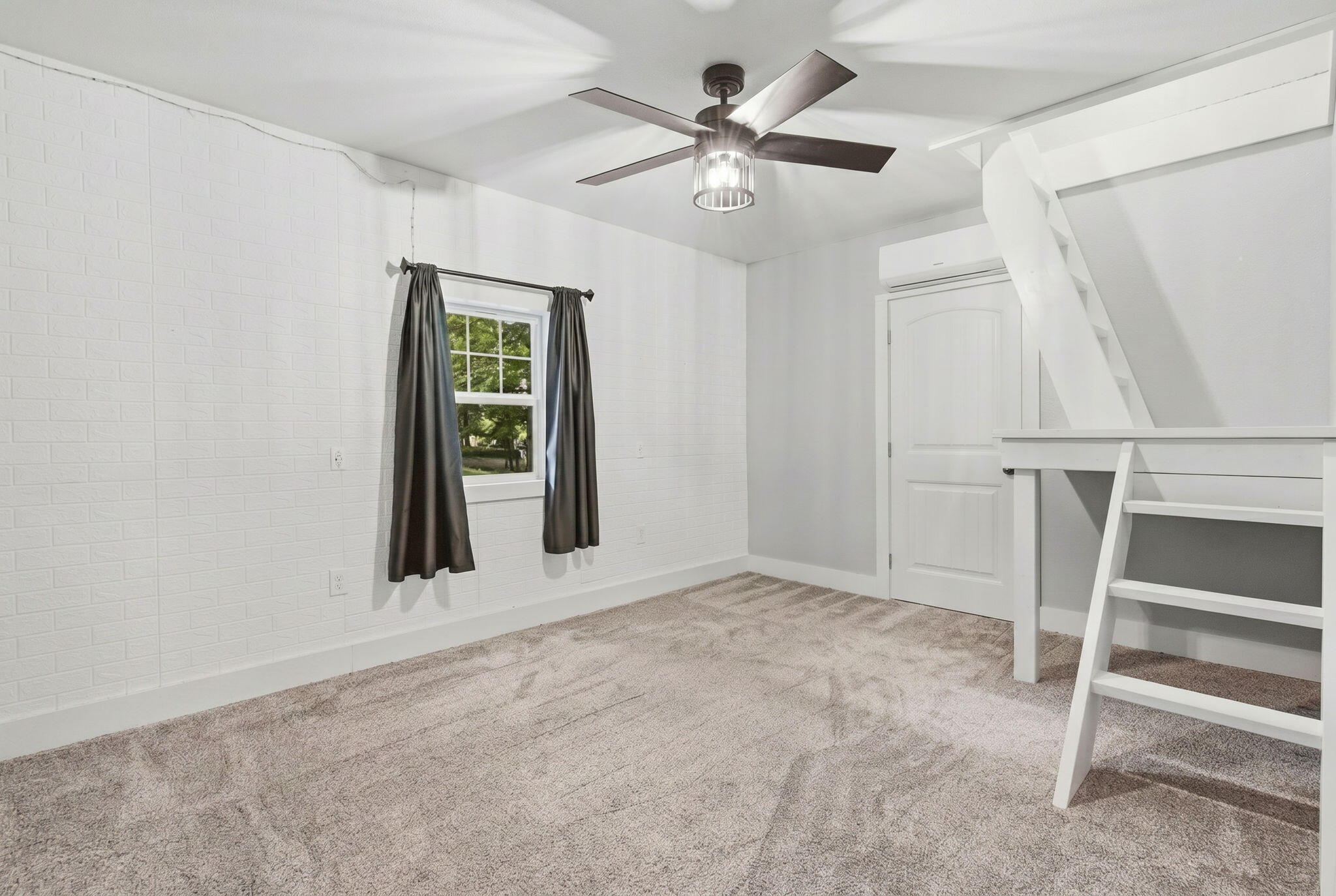 875 Emory Creek Boulevard Property Photo 35