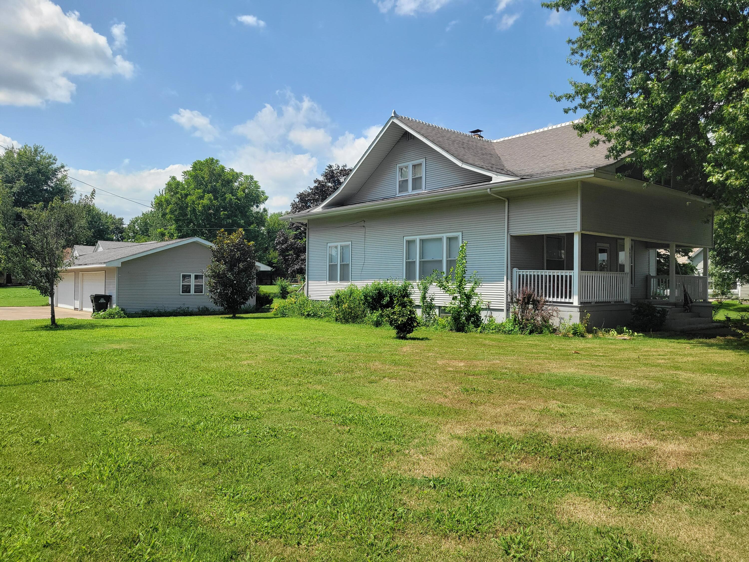 605 South Street Property Photo 1