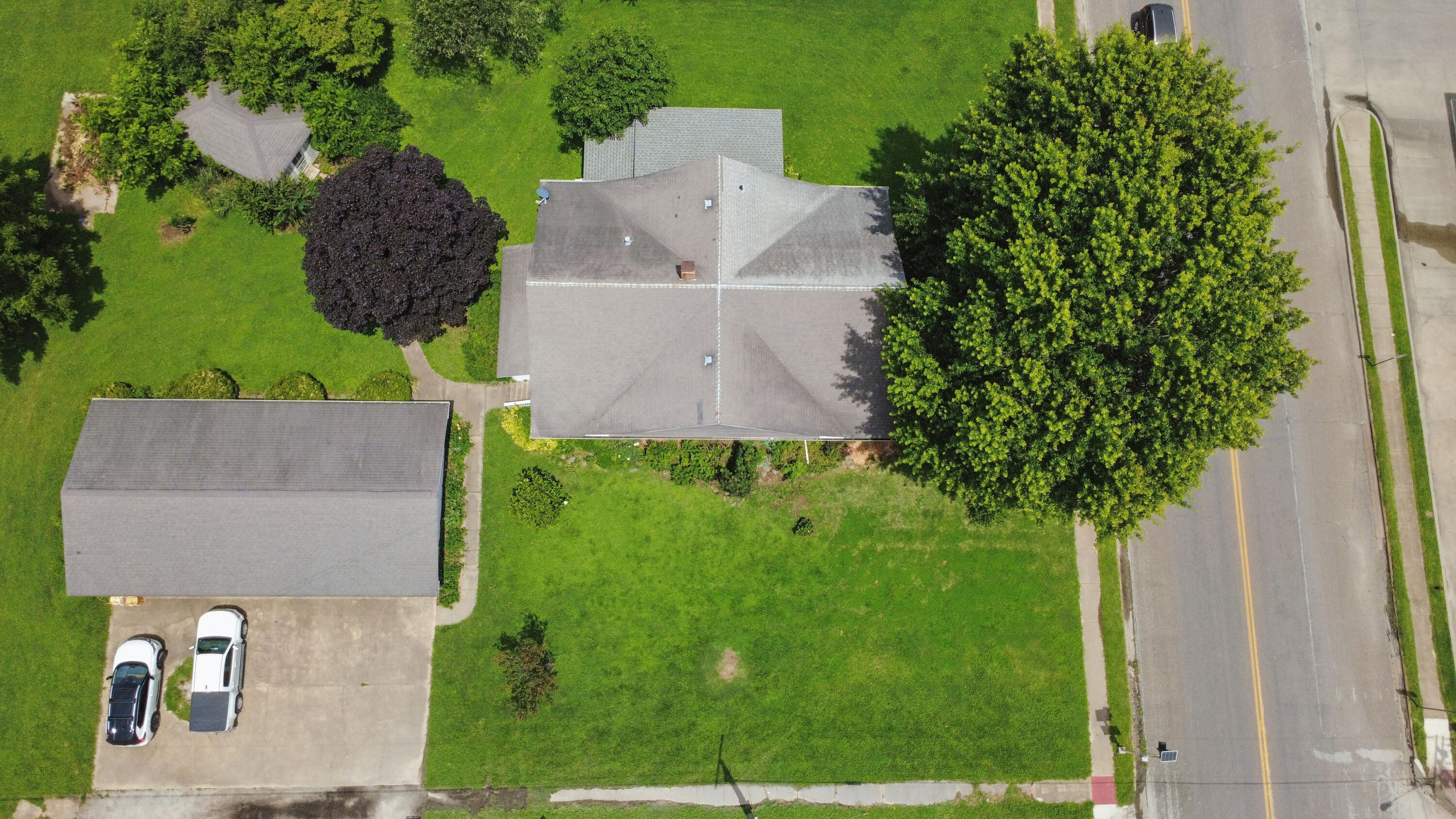 605 South Street Property Photo 7