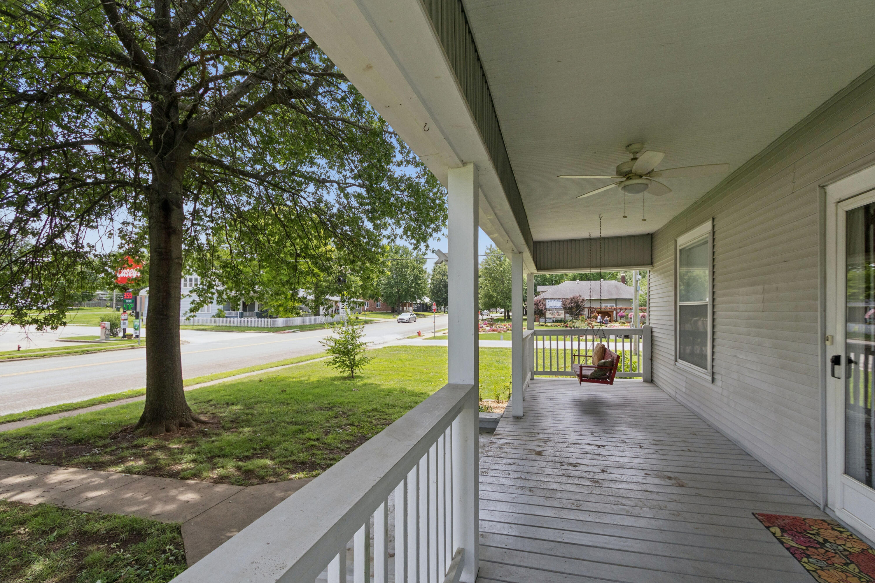 605 South Street Property Photo 10