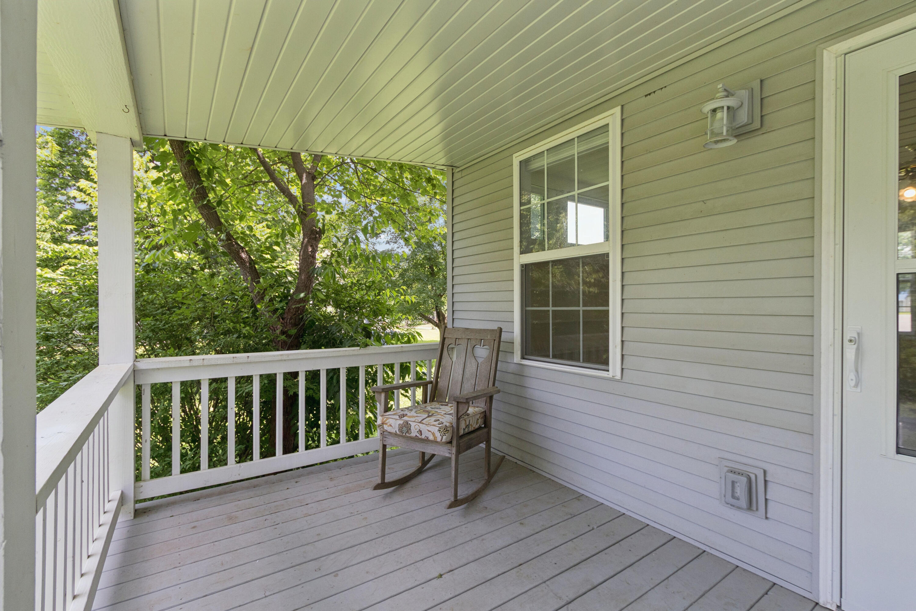 605 South Street Property Photo 38