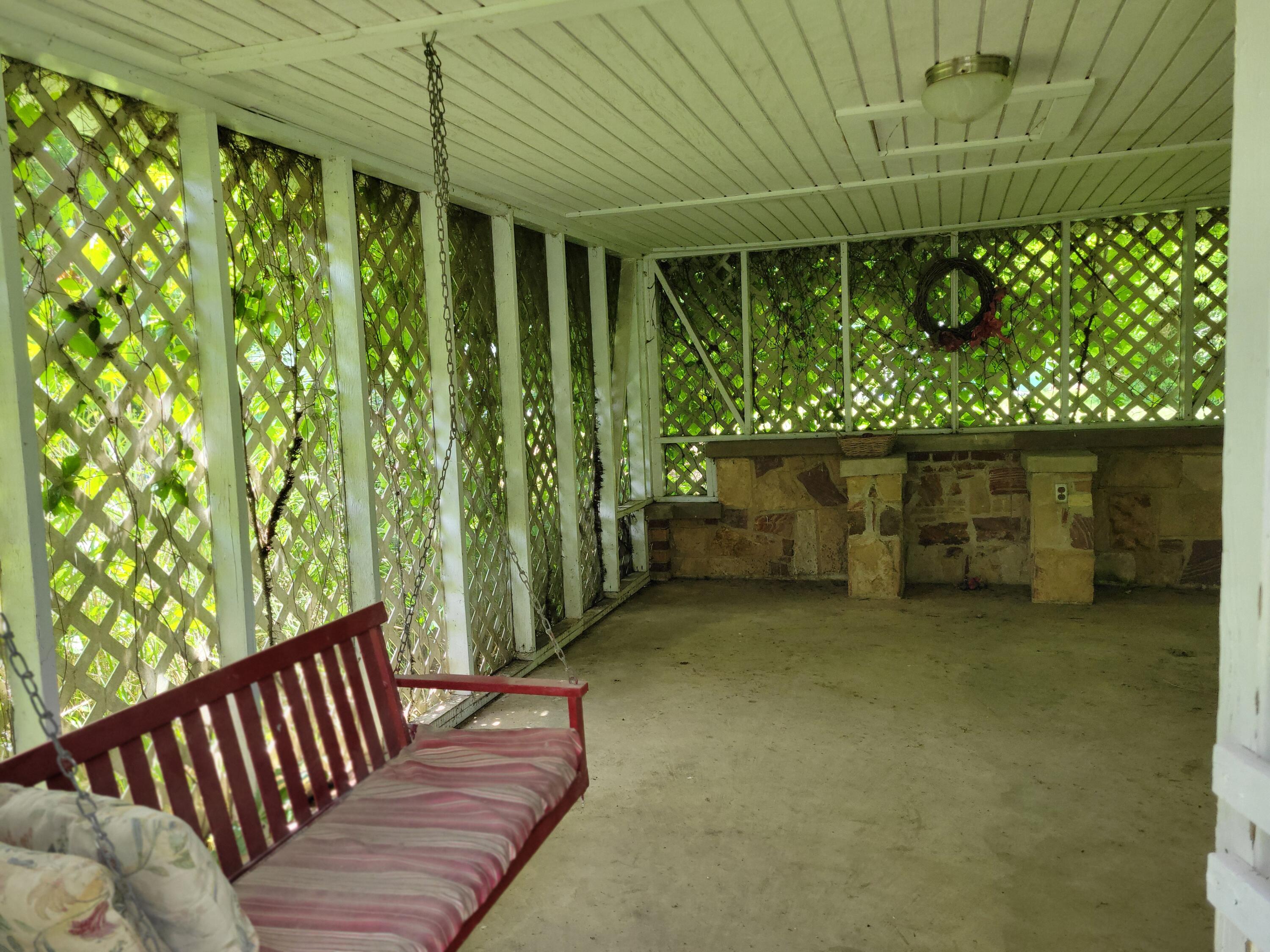 605 South Street Property Photo 46
