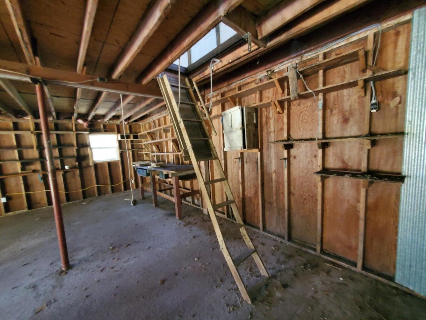 11507 Cooper Drive Property Photo 5