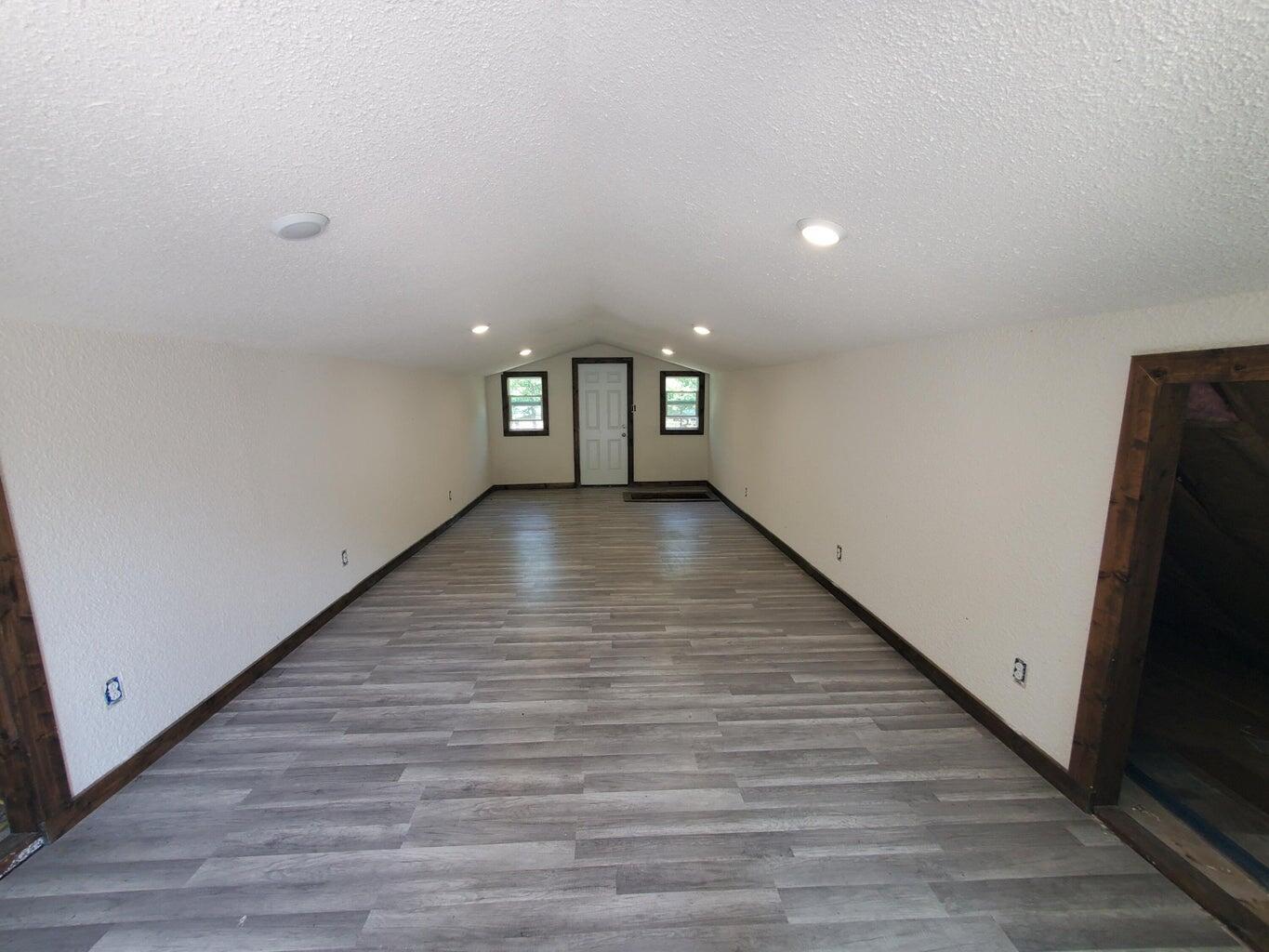 11507 Cooper Drive Property Photo 7
