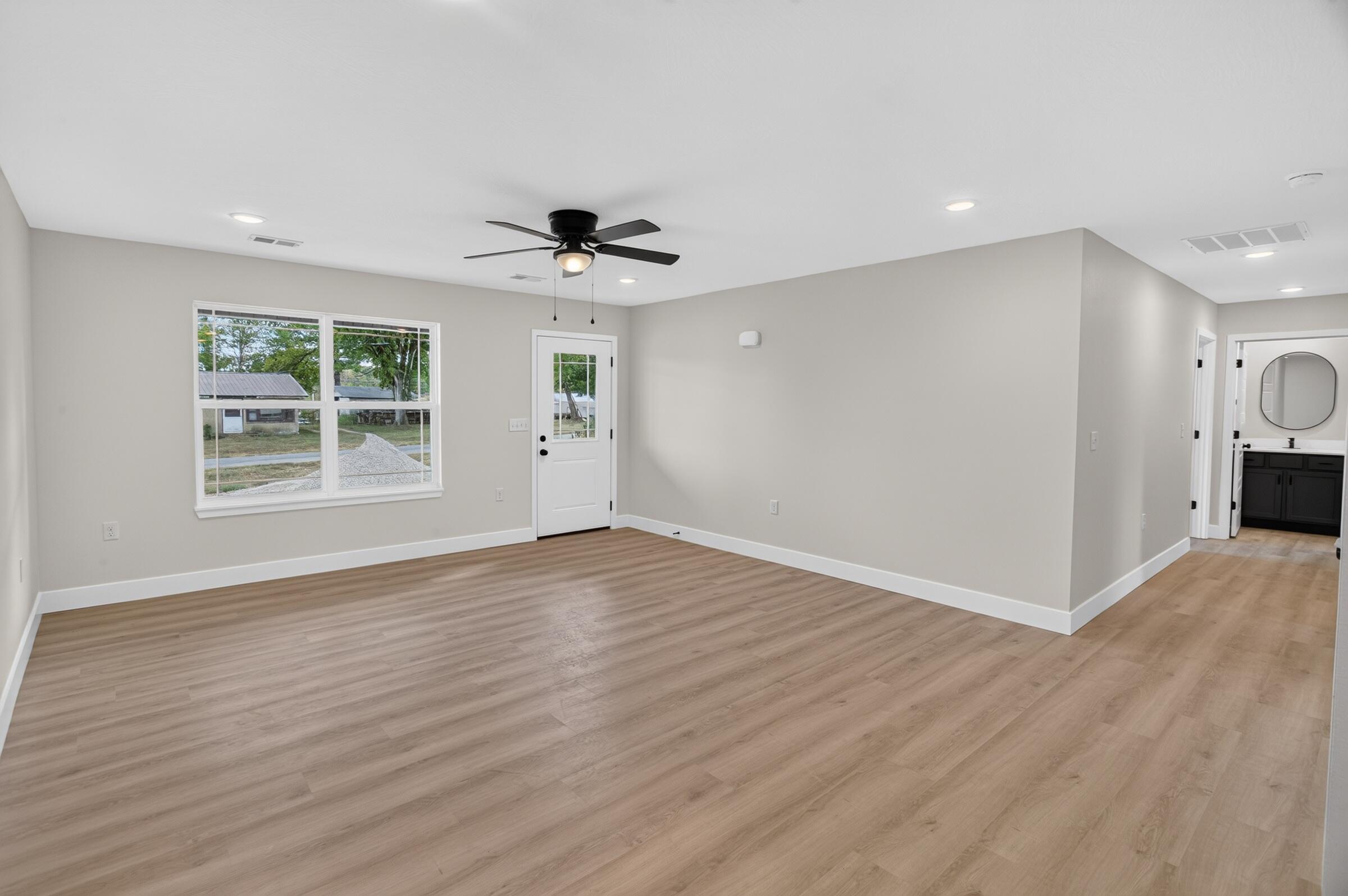 215 Mccann Road Property Photo 12