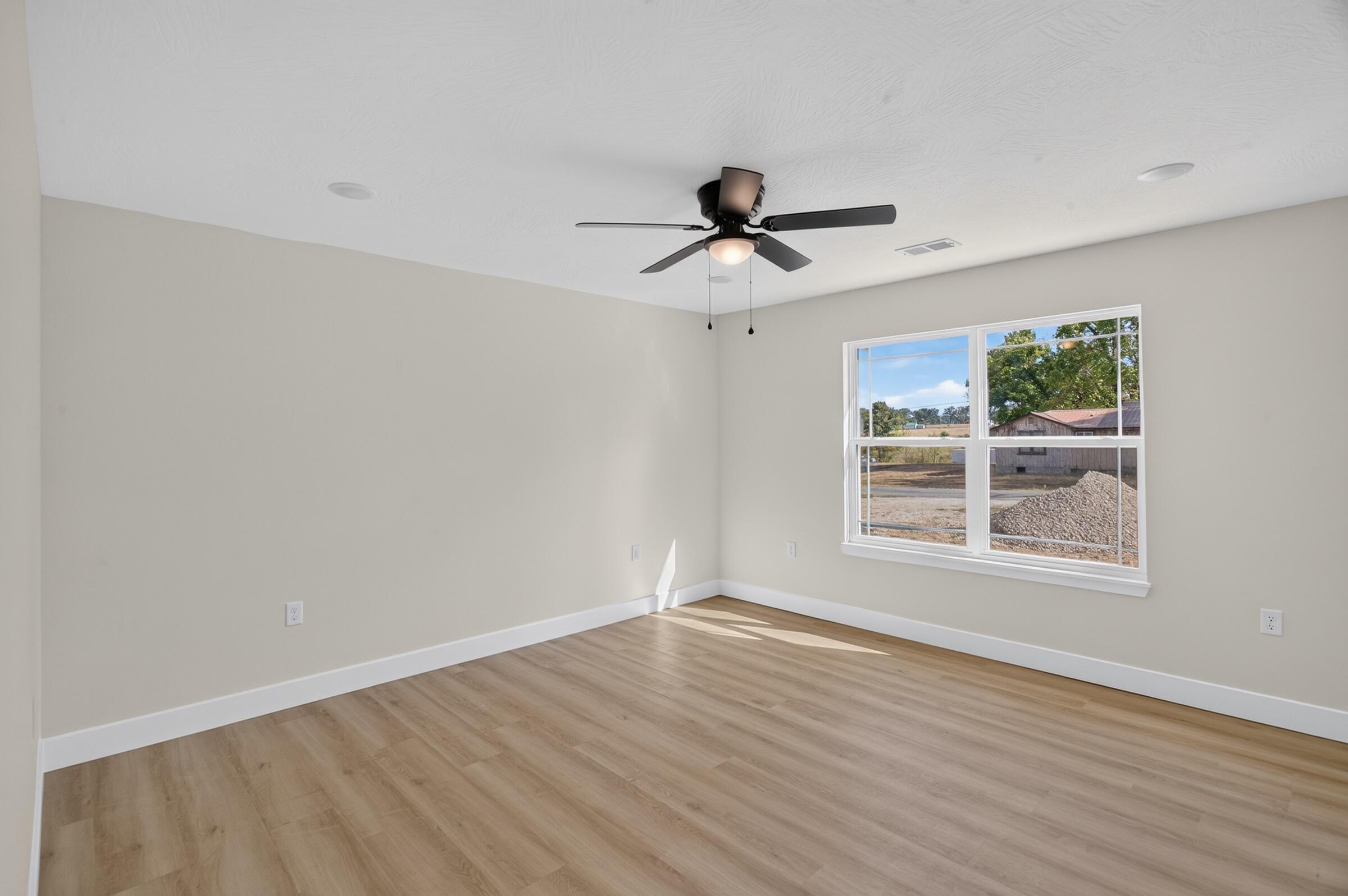 215 Mccann Road Property Photo 16