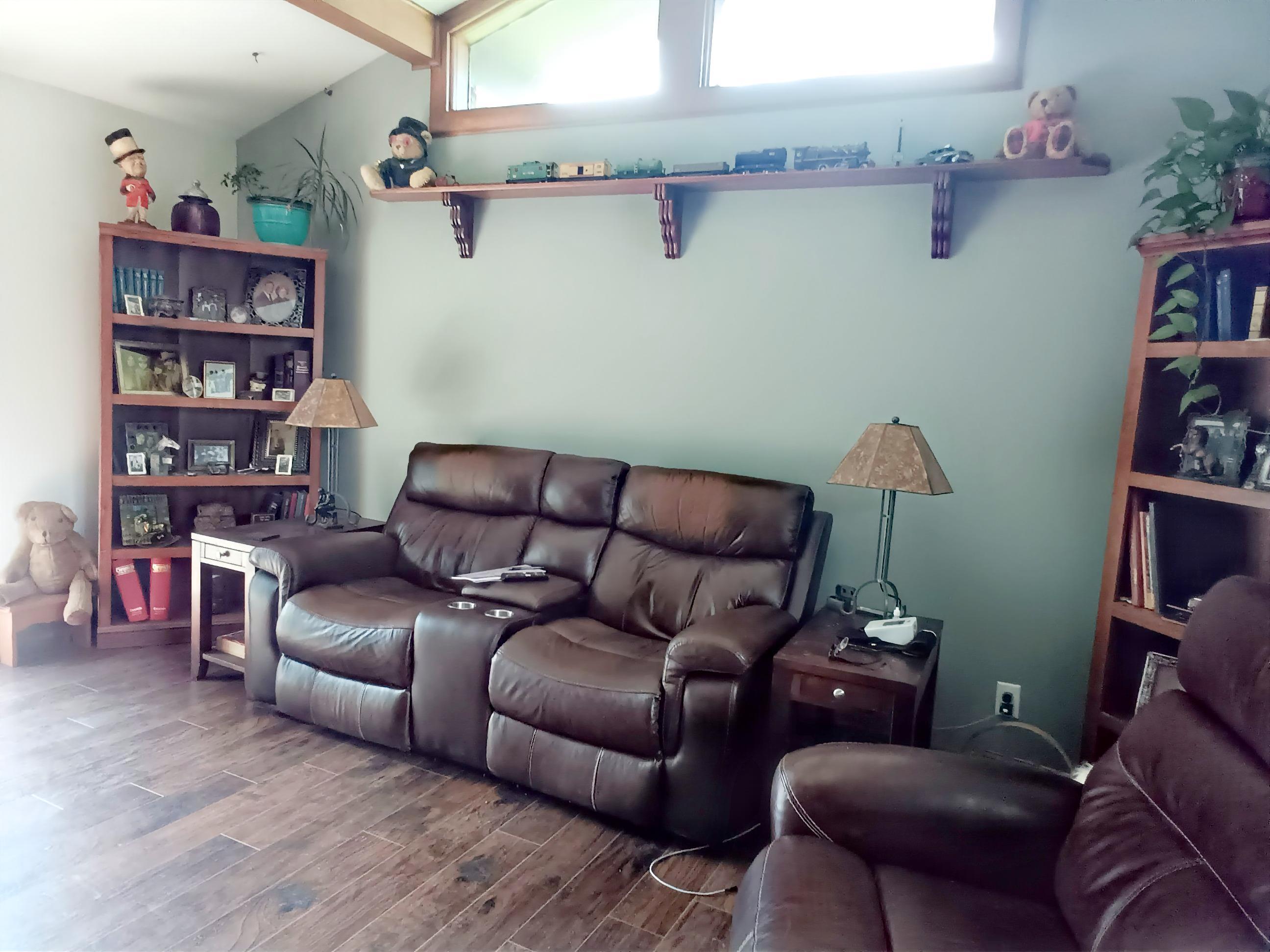 3336 East Alpine Drive Property Photo 6