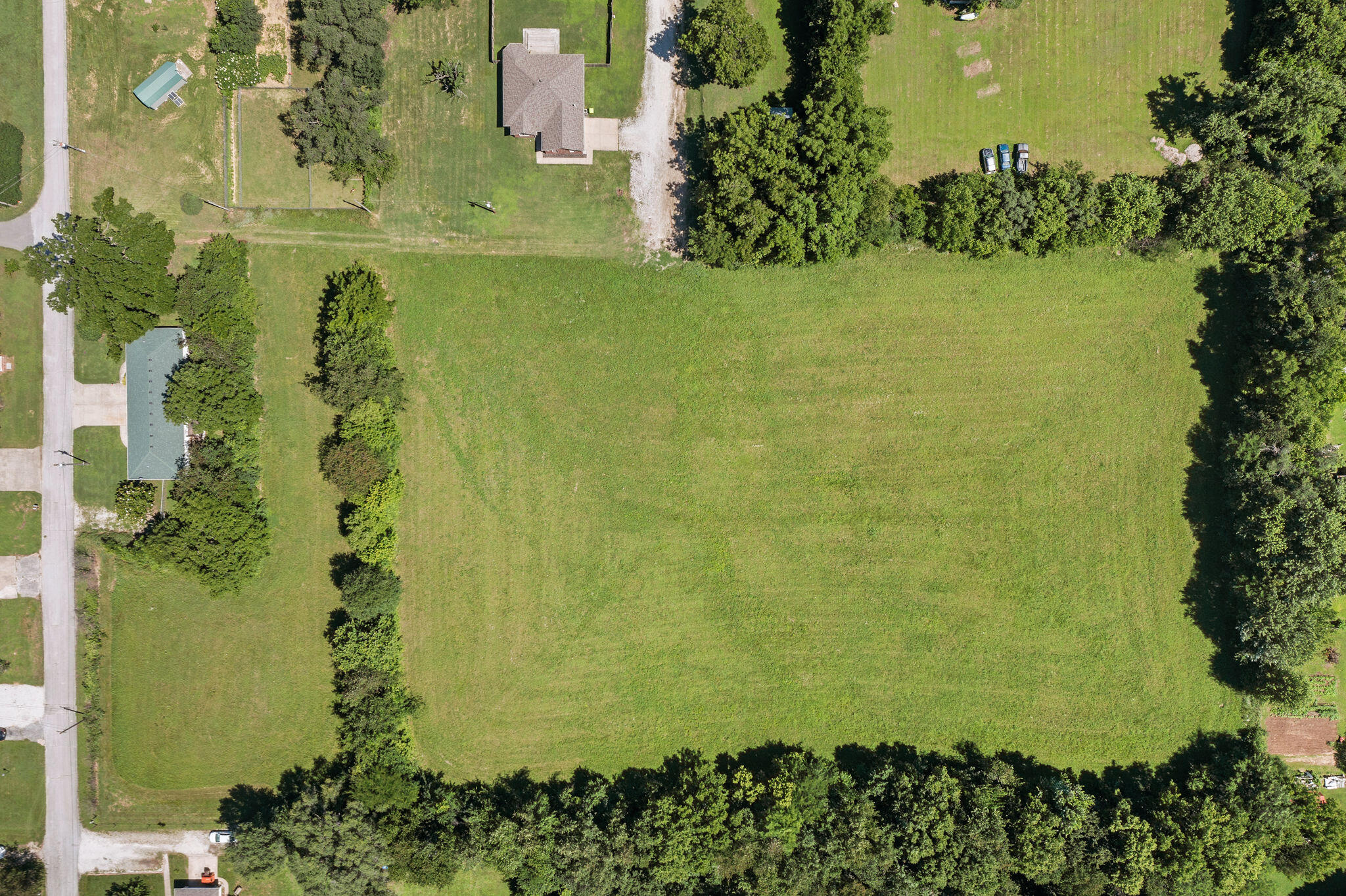 000 North Piper Property Photo 7