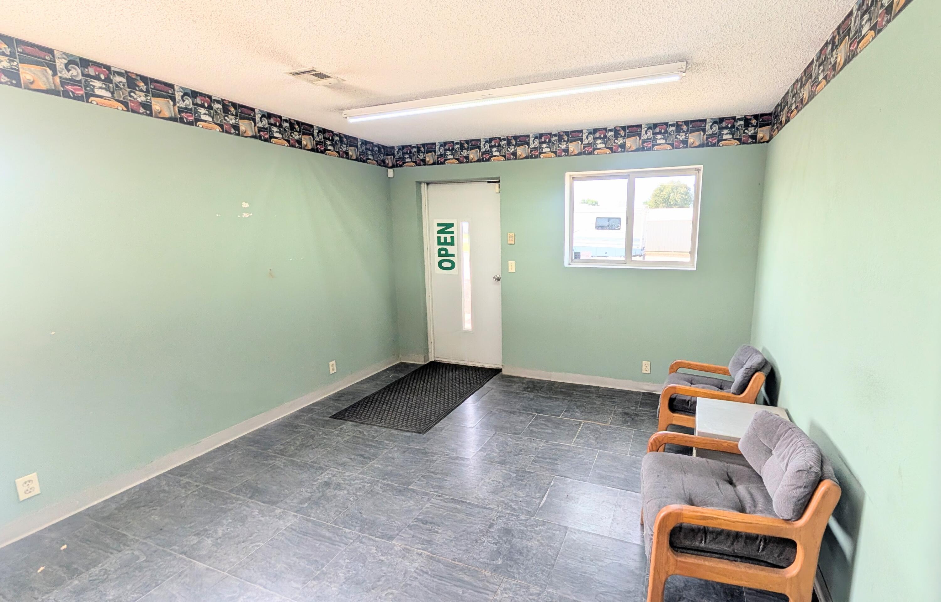 3055 South 32 Highway Property Photo 8
