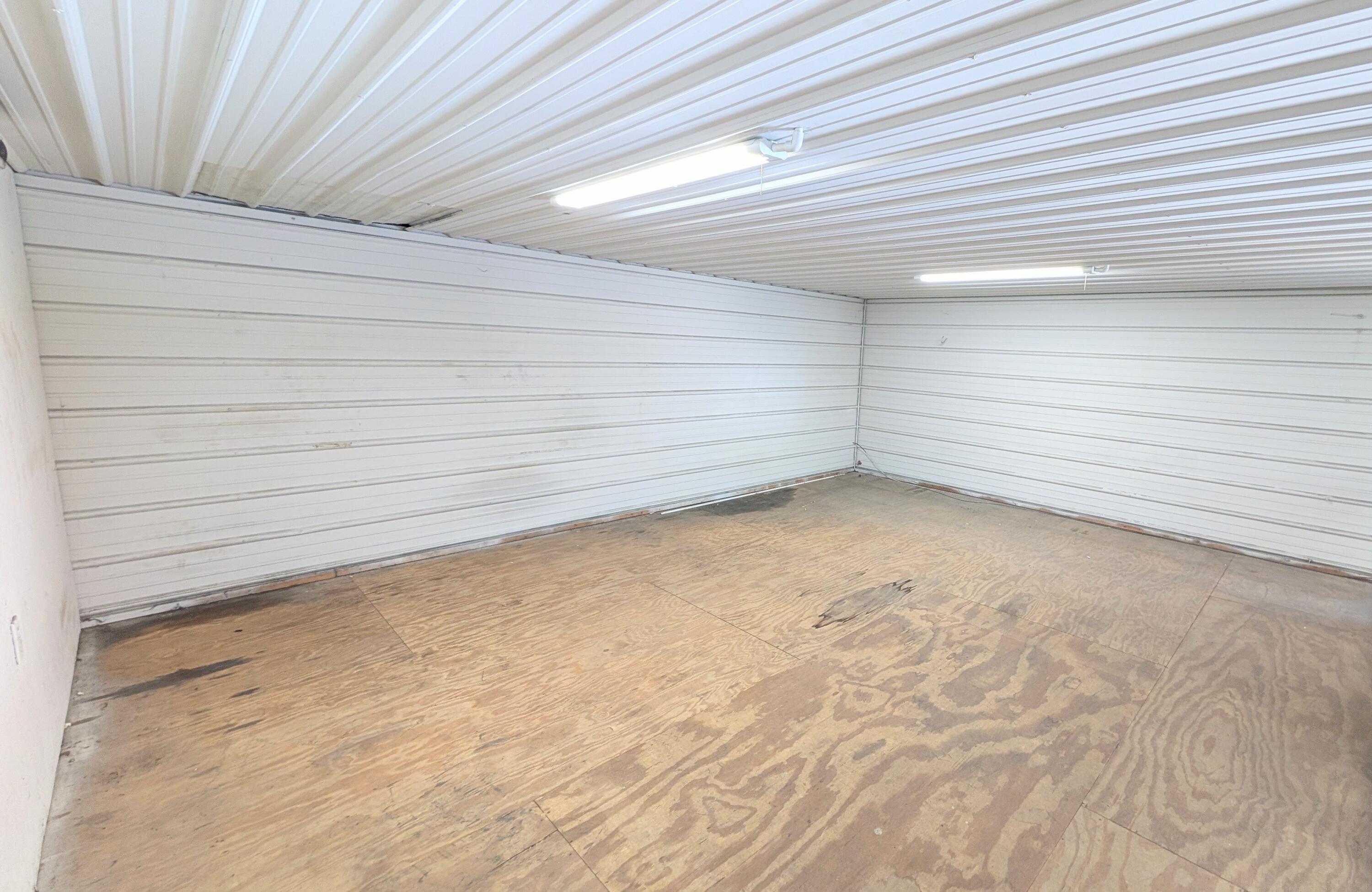 3055 South 32 Highway Property Photo 12