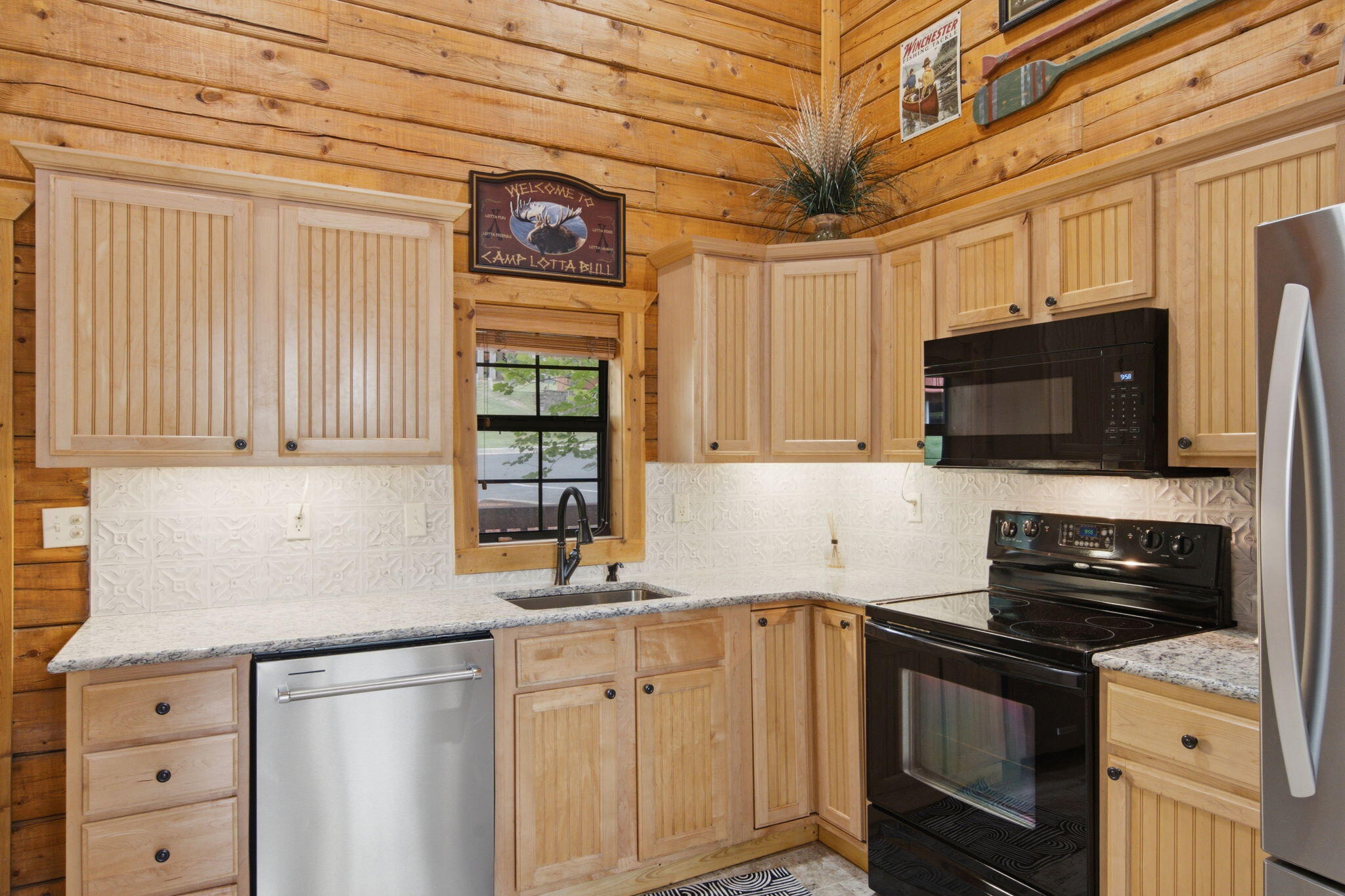 132 Rock Candy Lane Property Photo 6