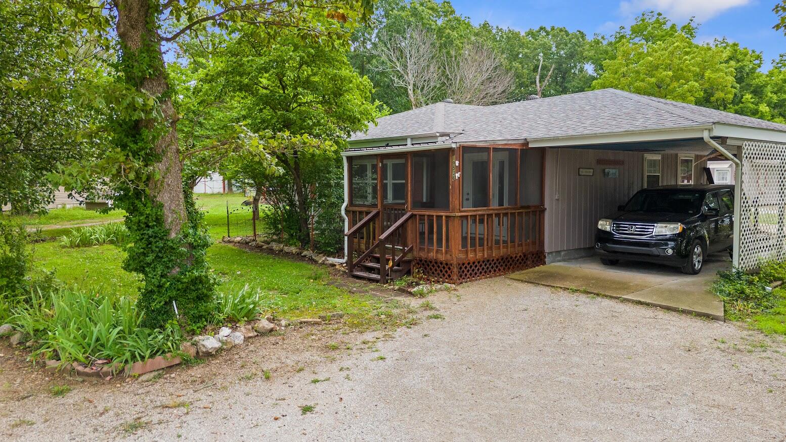 19536 State Highway 112 Property Photo 4