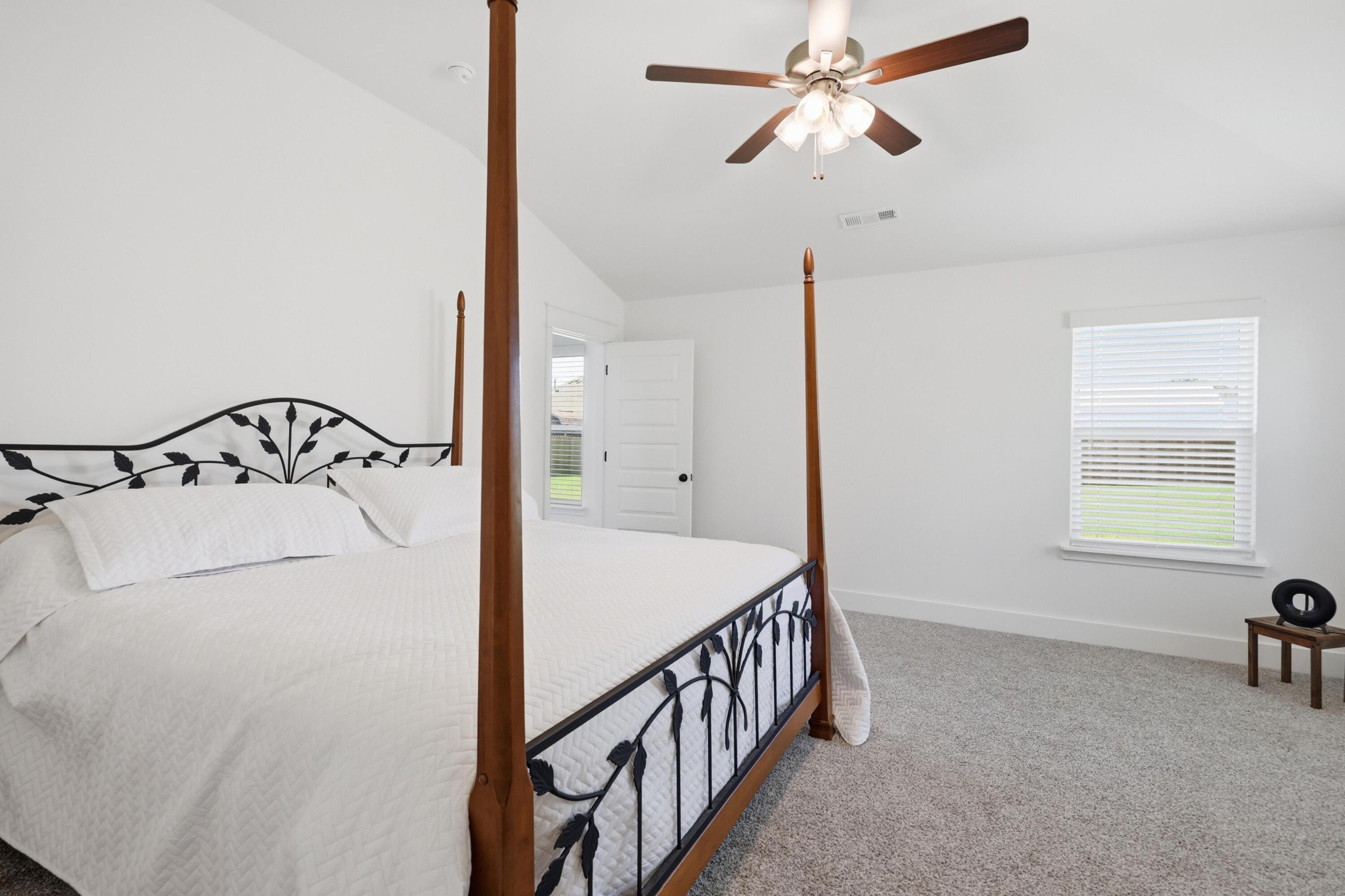902 Silver Oaks Drive Property Photo 32