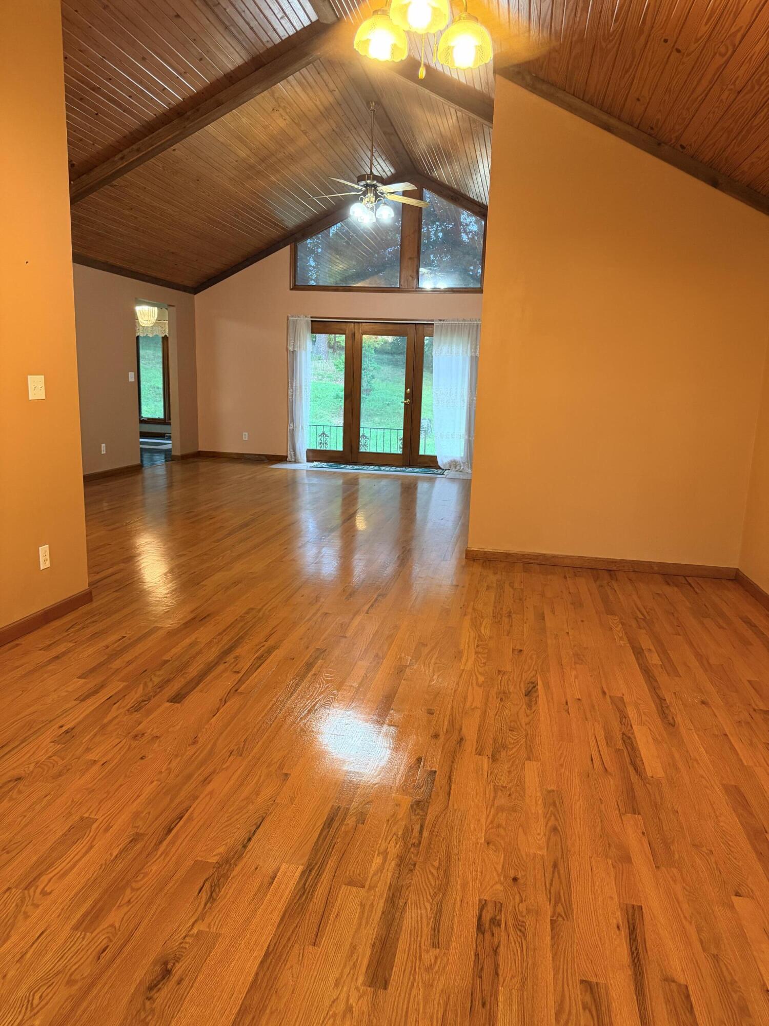 16428 Mo-19 Property Photo 10