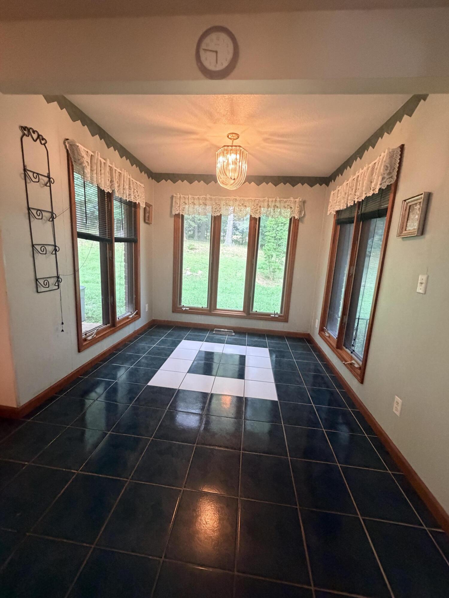 16428 Mo-19 Property Photo 17