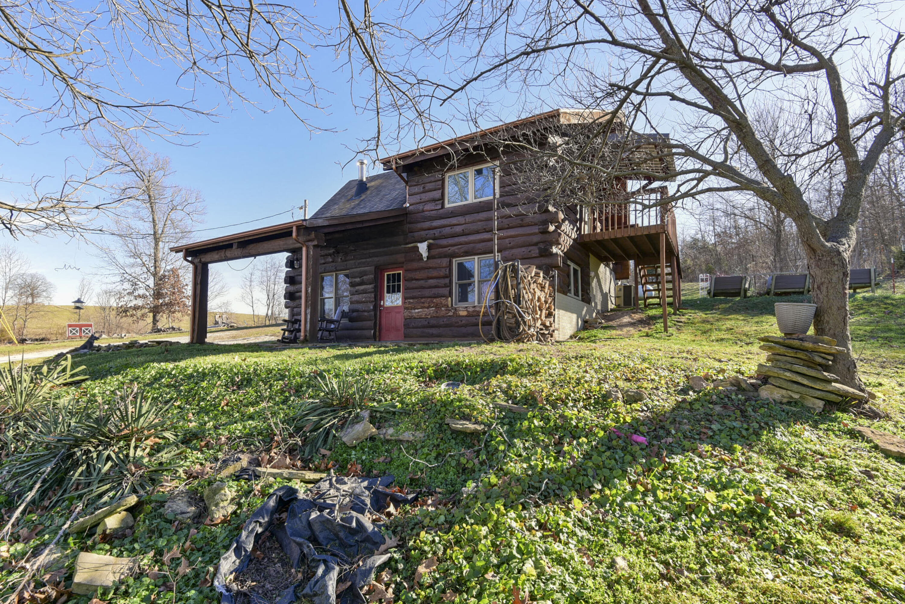 19005 Farm Road 1170 Property Photo 2