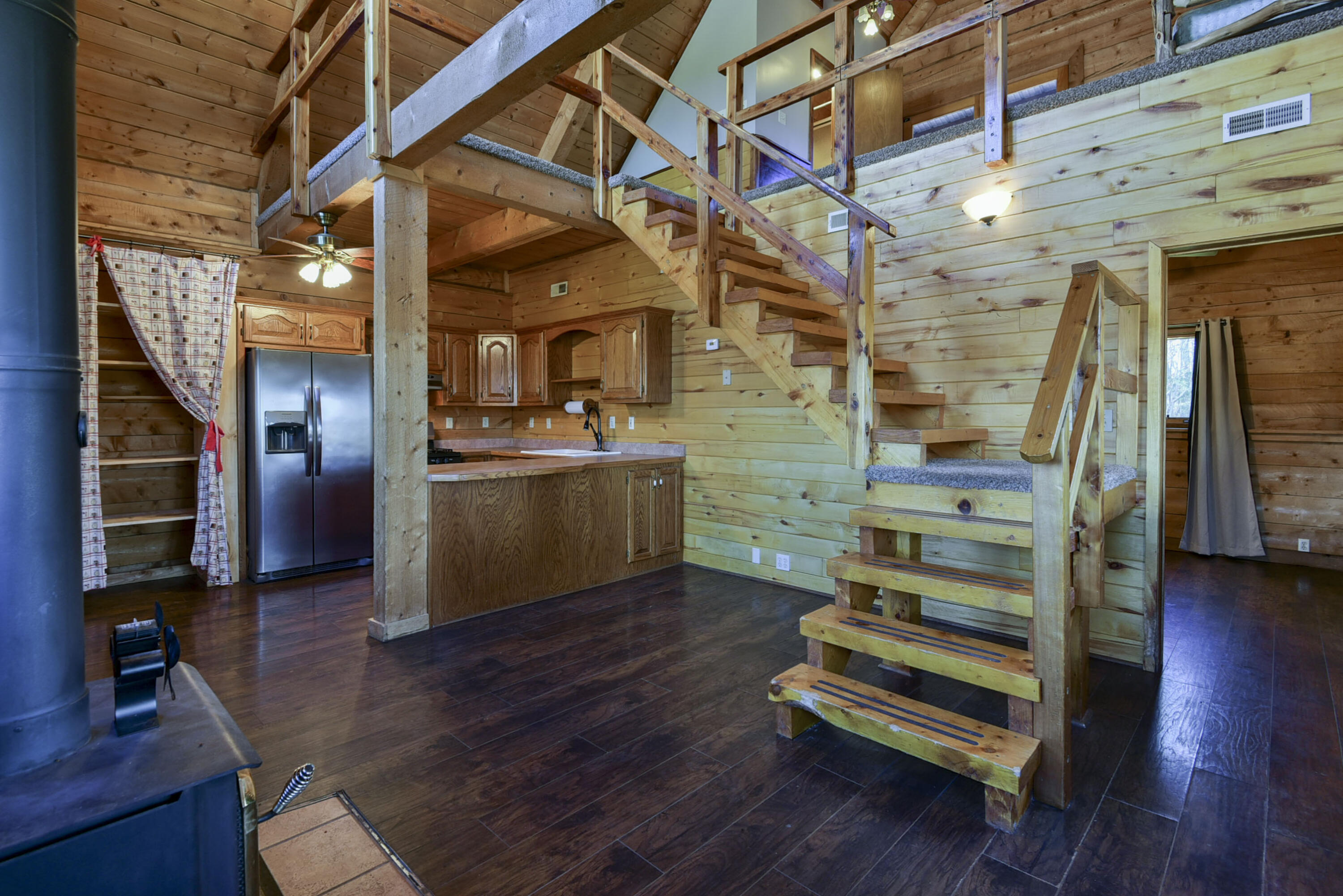 19005 Farm Road 1170 Property Photo 5