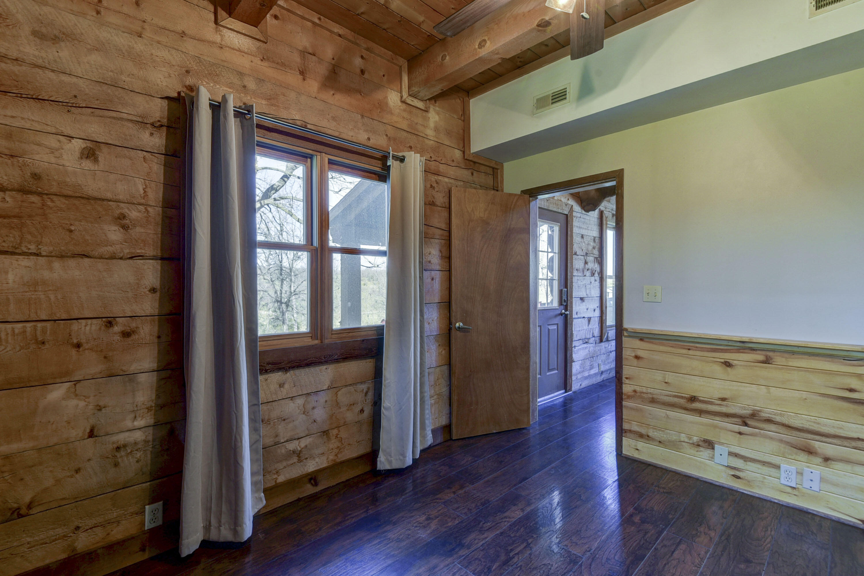 19005 Farm Road 1170 Property Photo 11