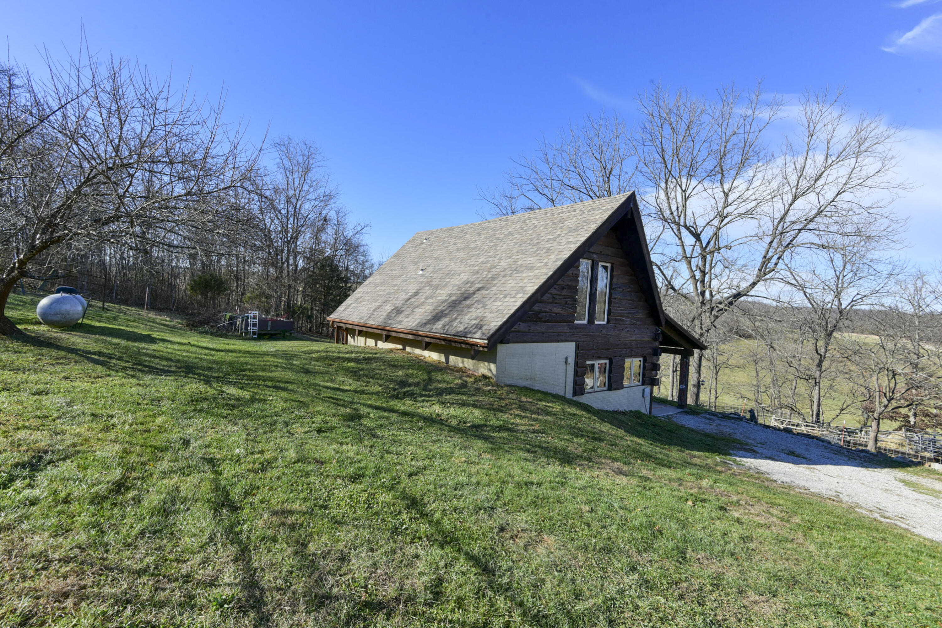 19005 Farm Road 1170 Property Photo 25