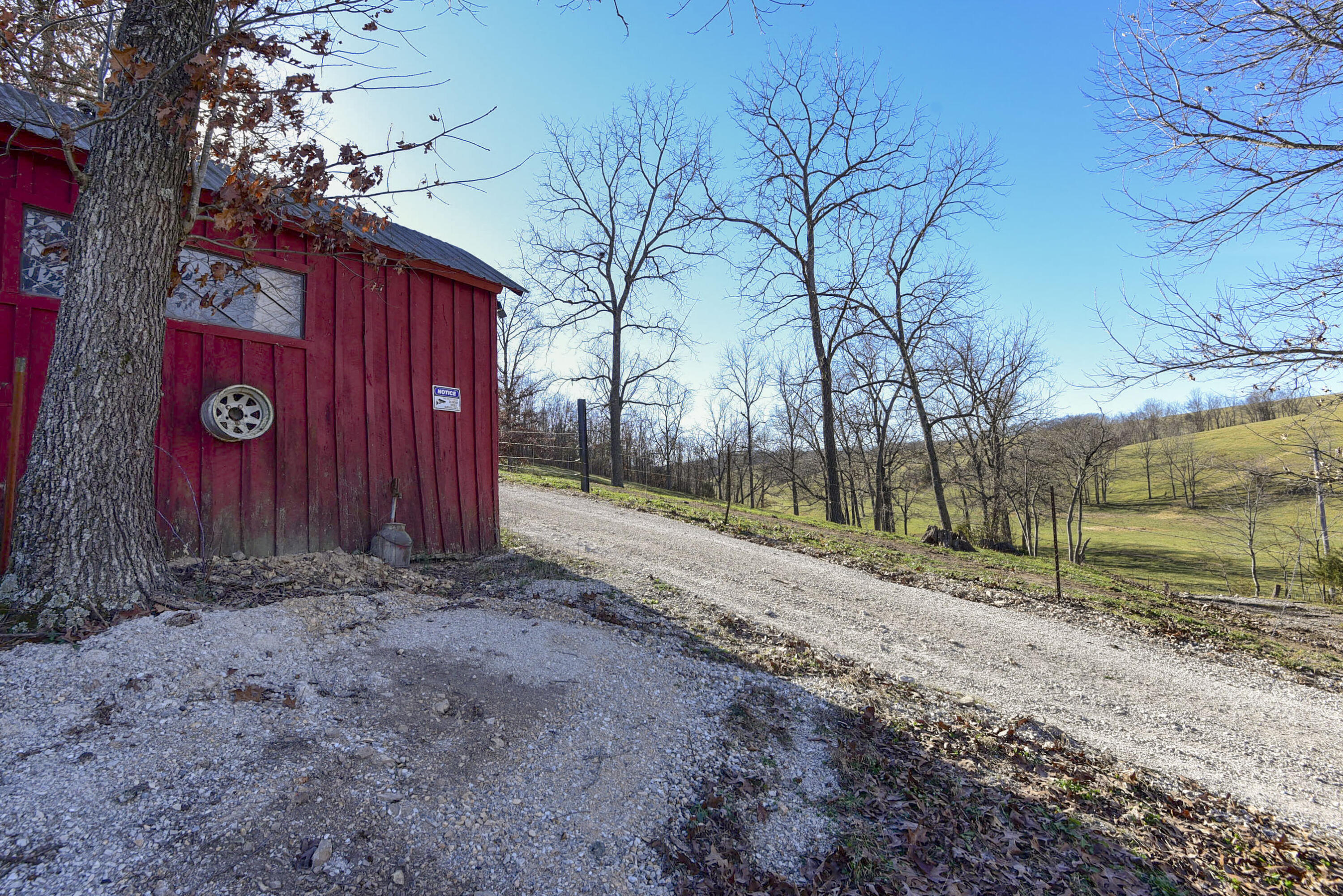 19005 Farm Road 1170 Property Photo 30