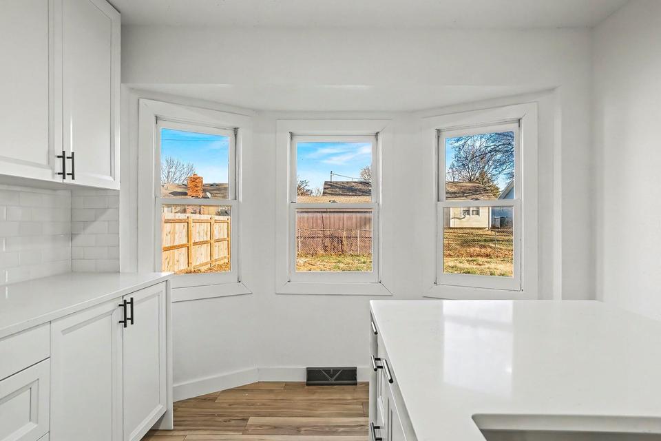2344 South Kickapoo Avenue Property Photo 15