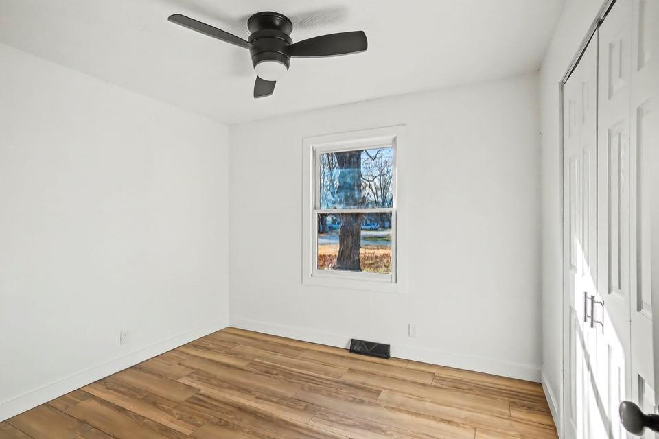 2344 South Kickapoo Avenue Property Photo 16