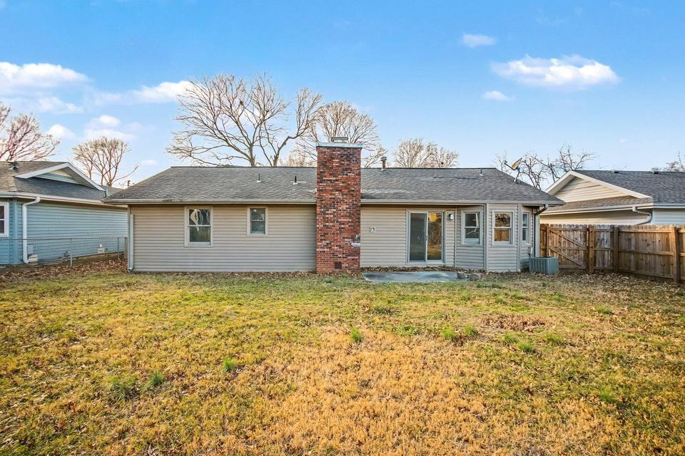 2344 South Kickapoo Avenue Property Photo 24