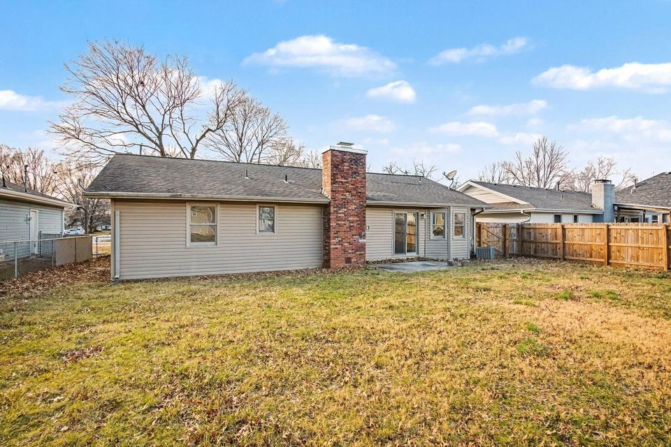 2344 South Kickapoo Avenue Property Photo 25