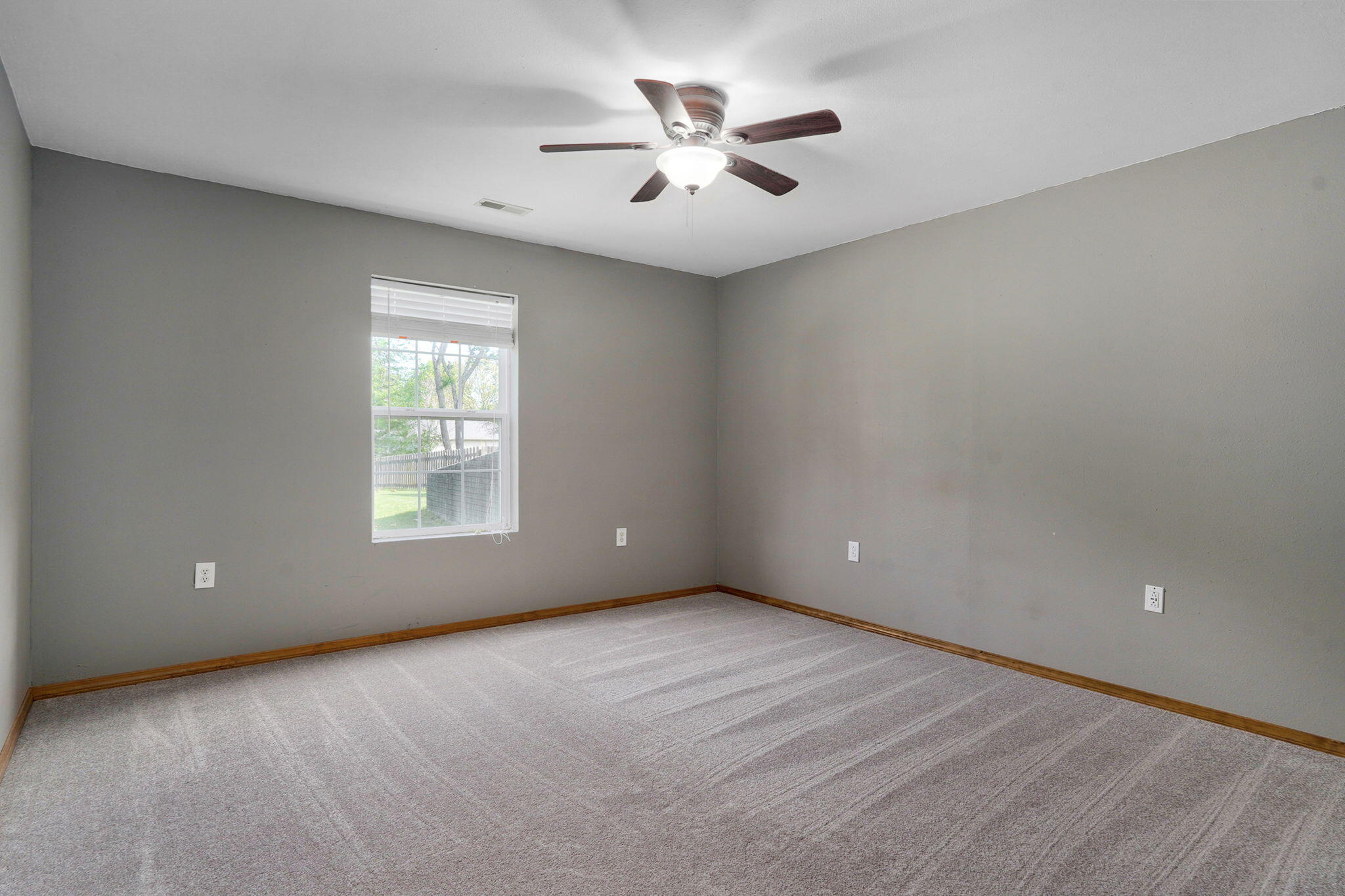 991 West Bates Drive Property Photo 29