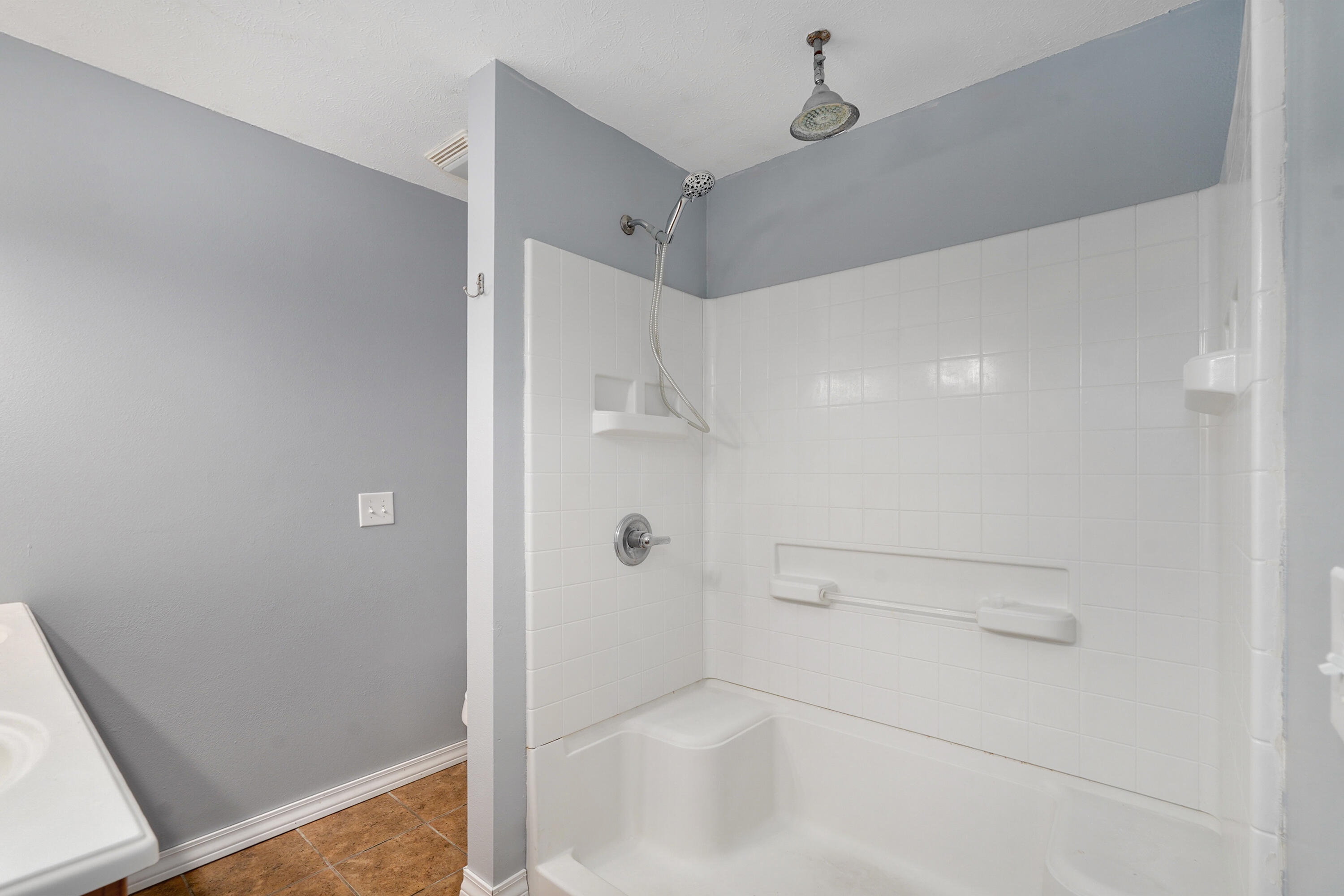 1009 West Division Street Property Photo 19