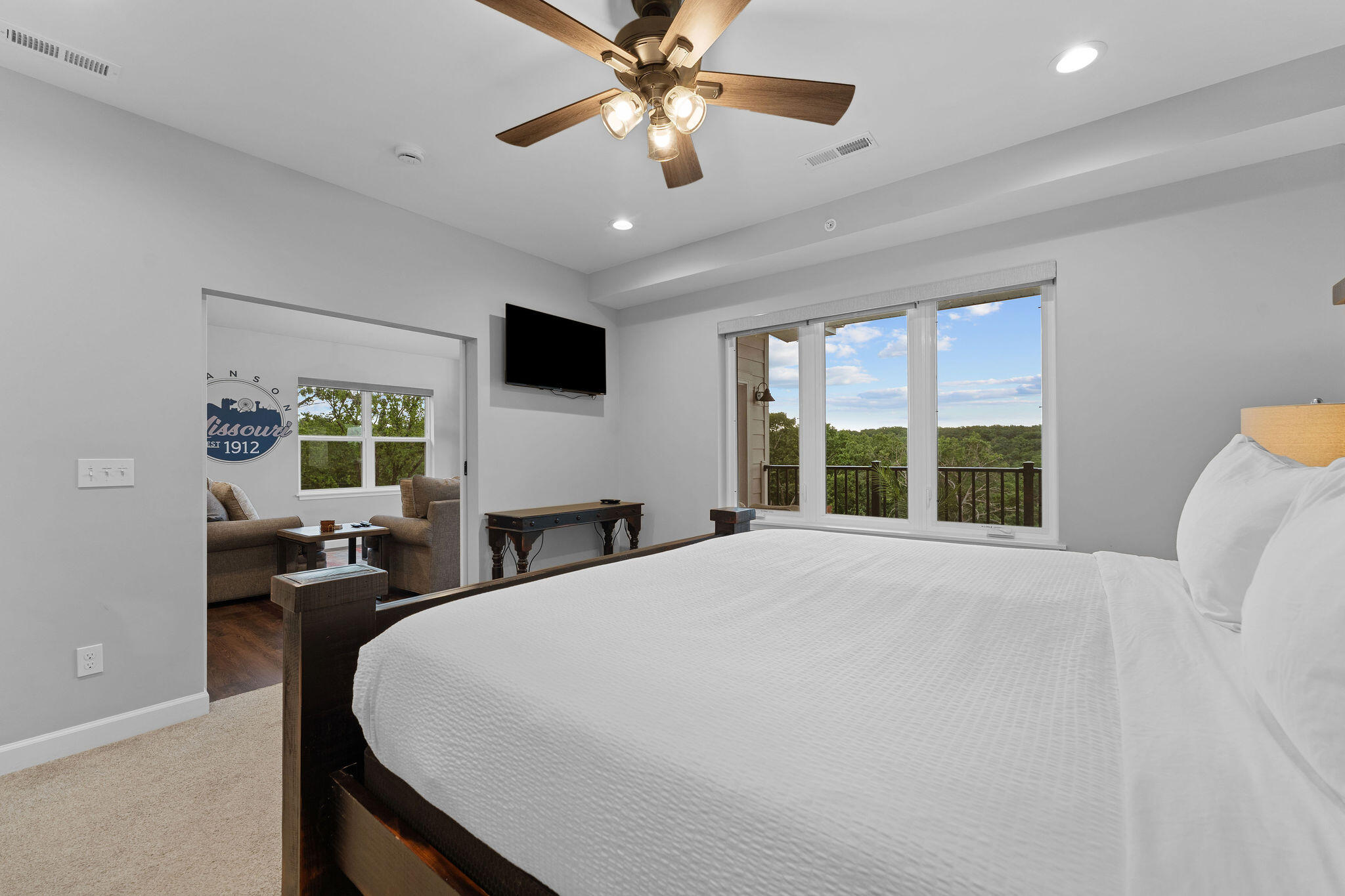 350 South Wildwood Drive G-301 Property Photo 18