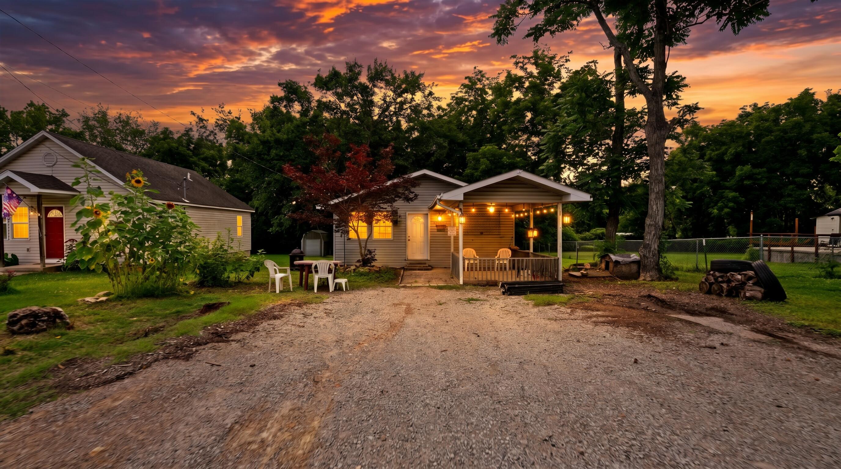 800 Waverly Road Property Photo 1