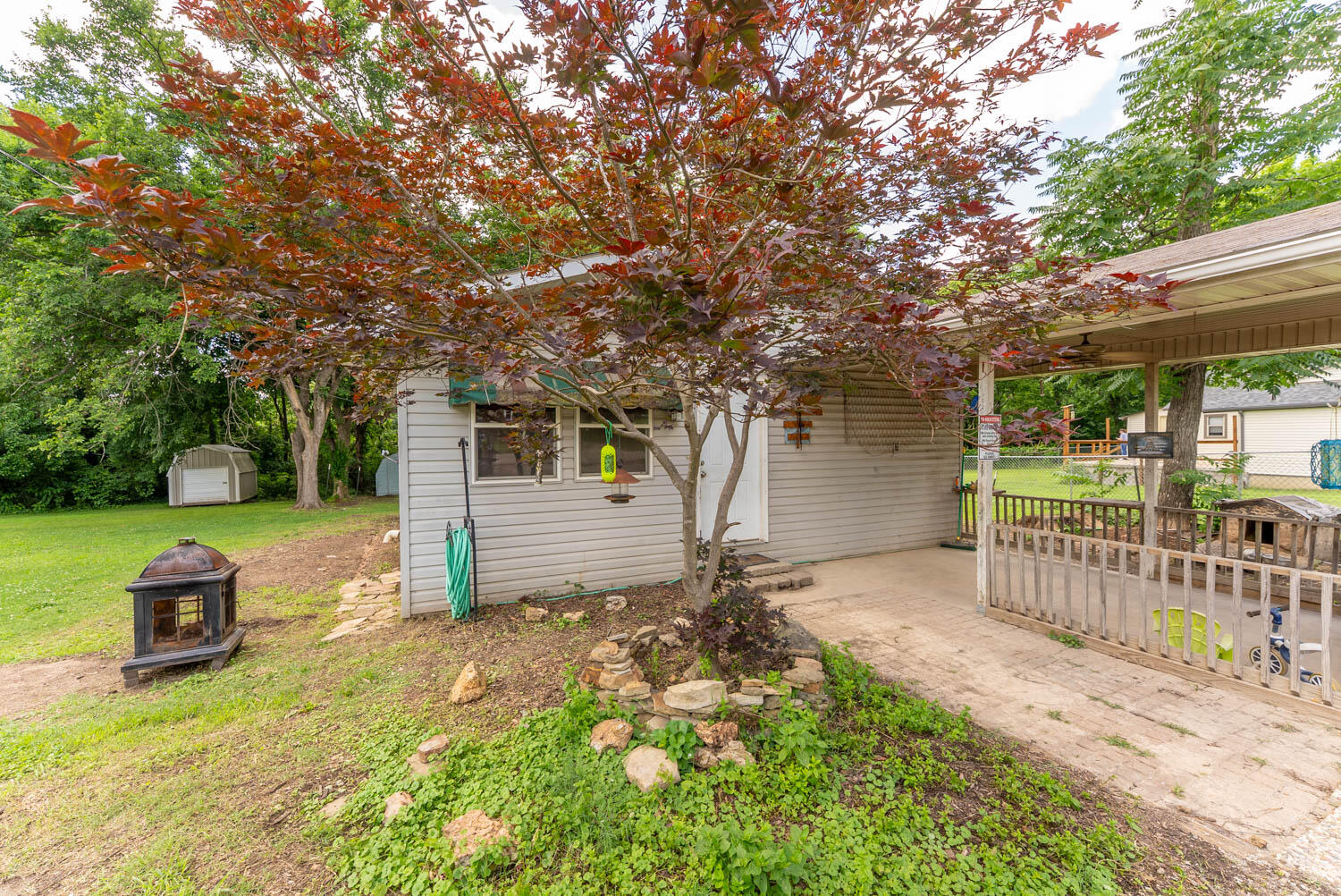 800 Waverly Road Property Photo 6