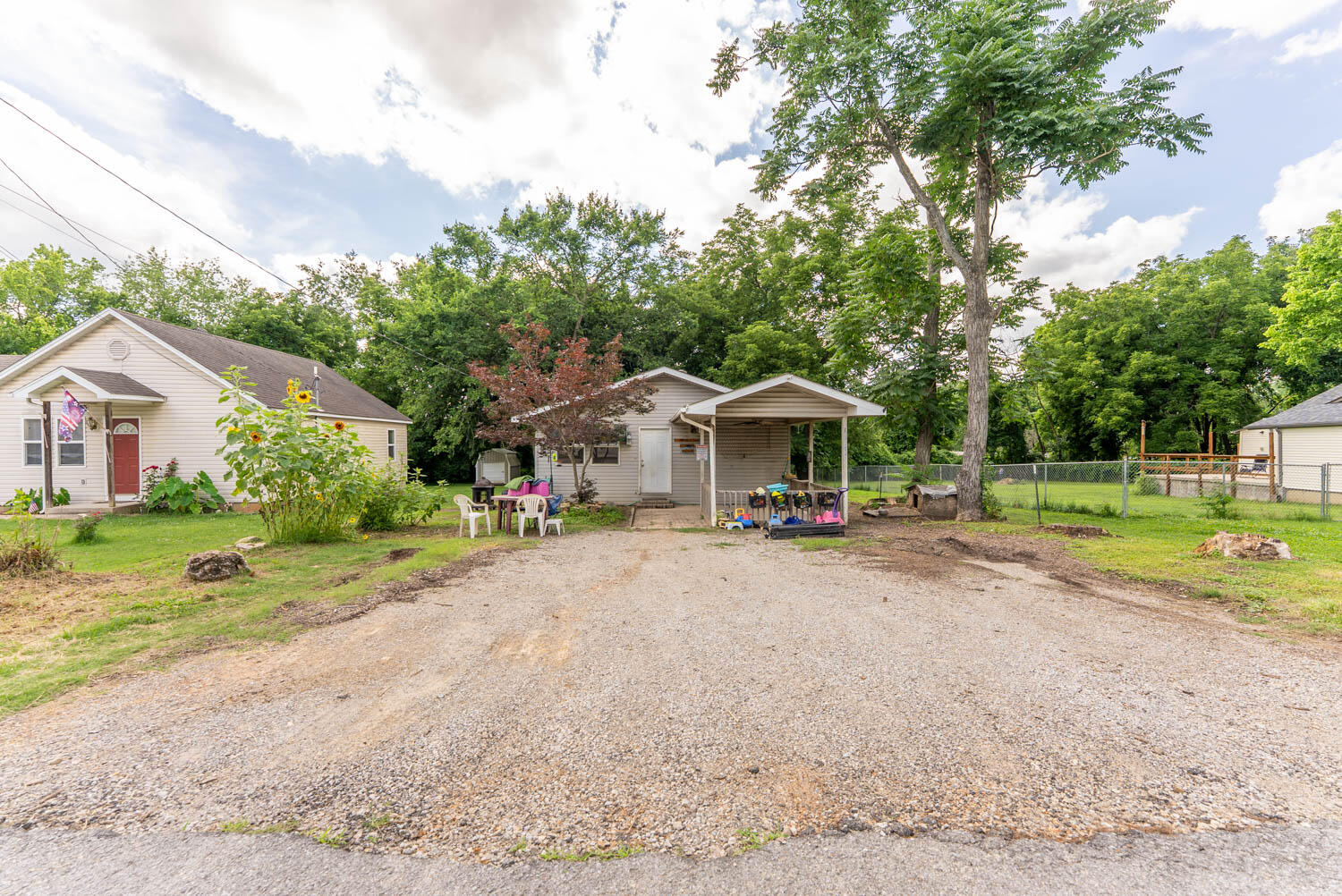 800 Waverly Road Property Photo 25
