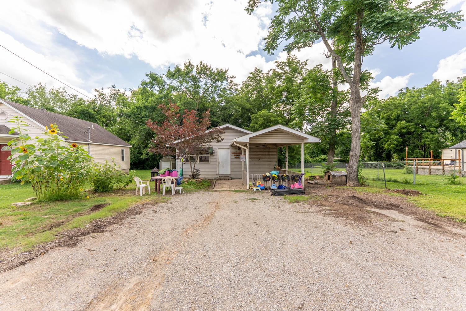 800 Waverly Road Property Photo 26