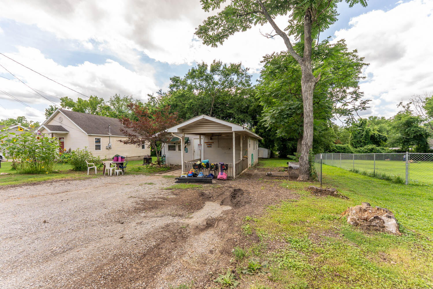 800 Waverly Road Property Photo 27