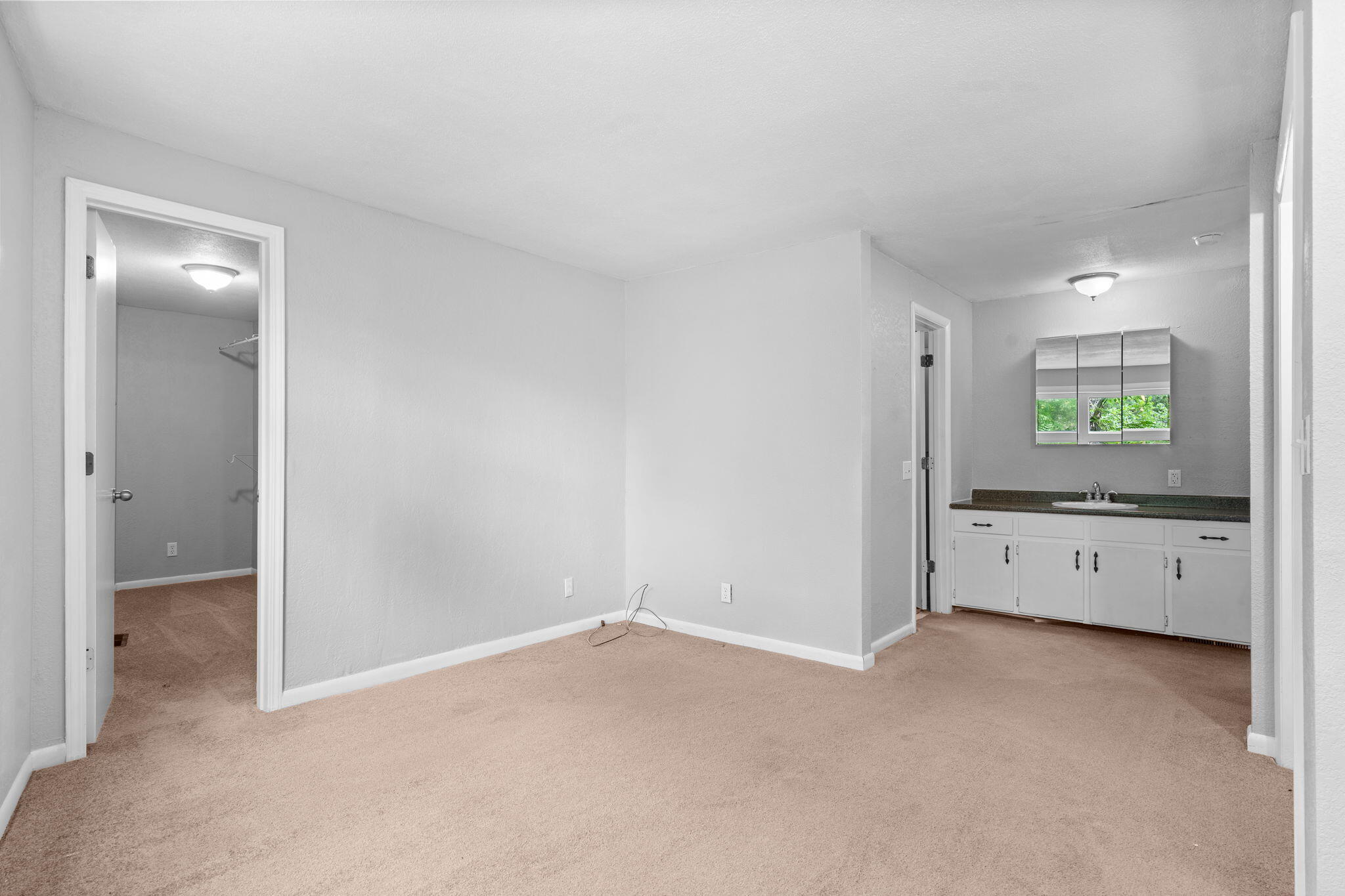 128 Moonvalley Drive Property Photo 29