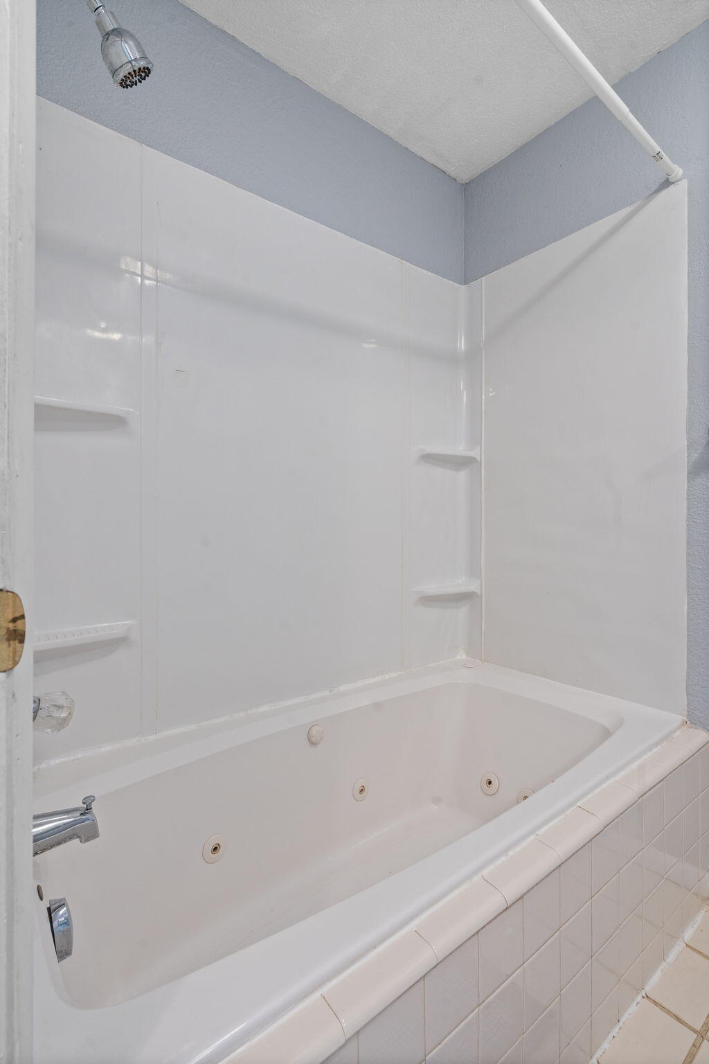 128 Moonvalley Drive Property Photo 31