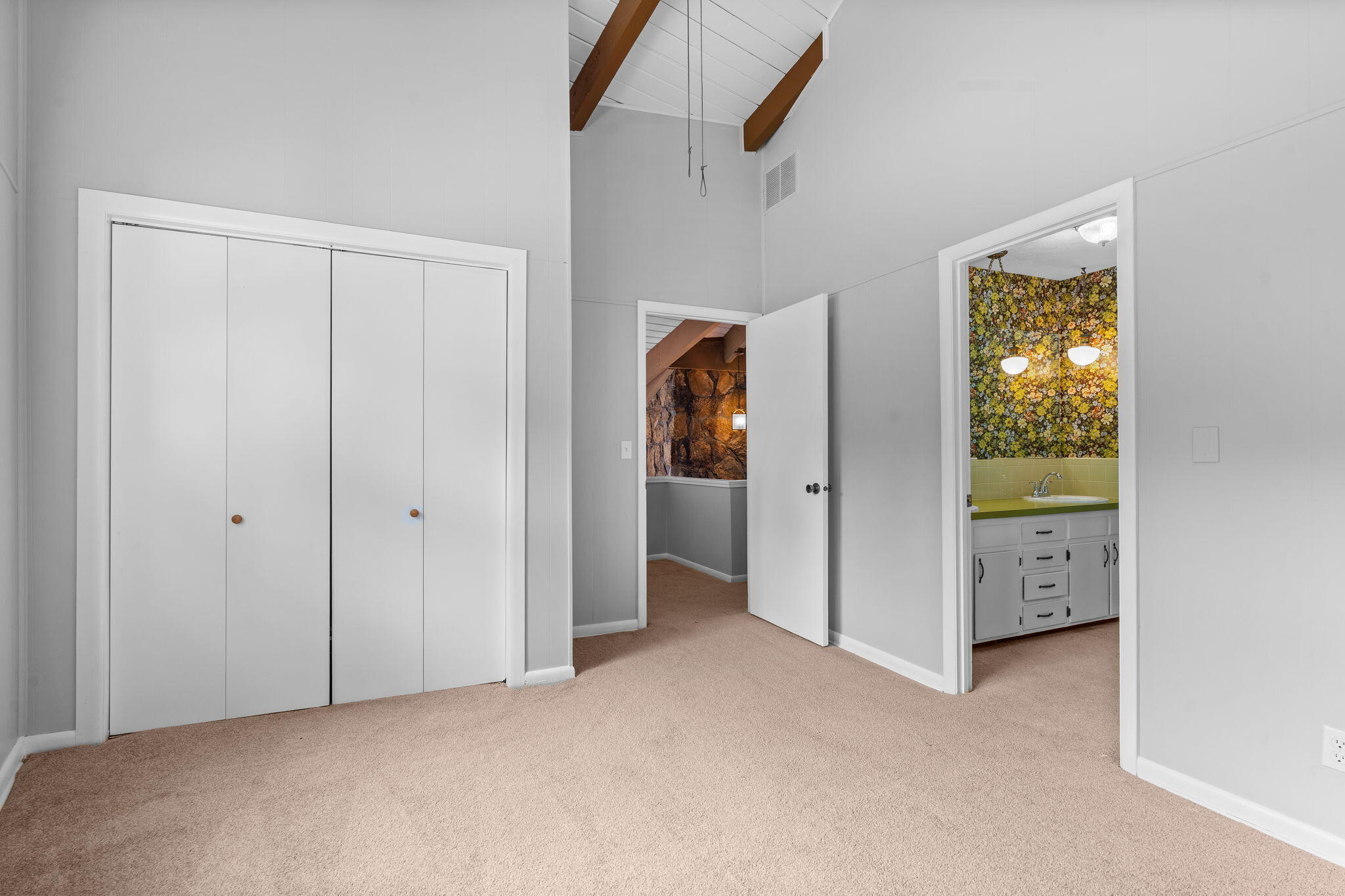 128 Moonvalley Drive Property Photo 38